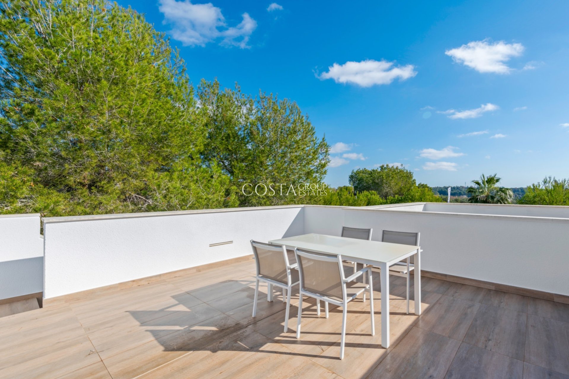 Resale - Villa -
Orihuela Costa - Las Colinas Golf