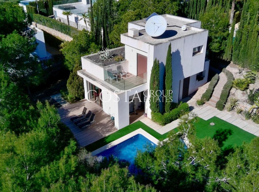 Resale - Villa -
Orihuela Costa - Las Colinas Golf