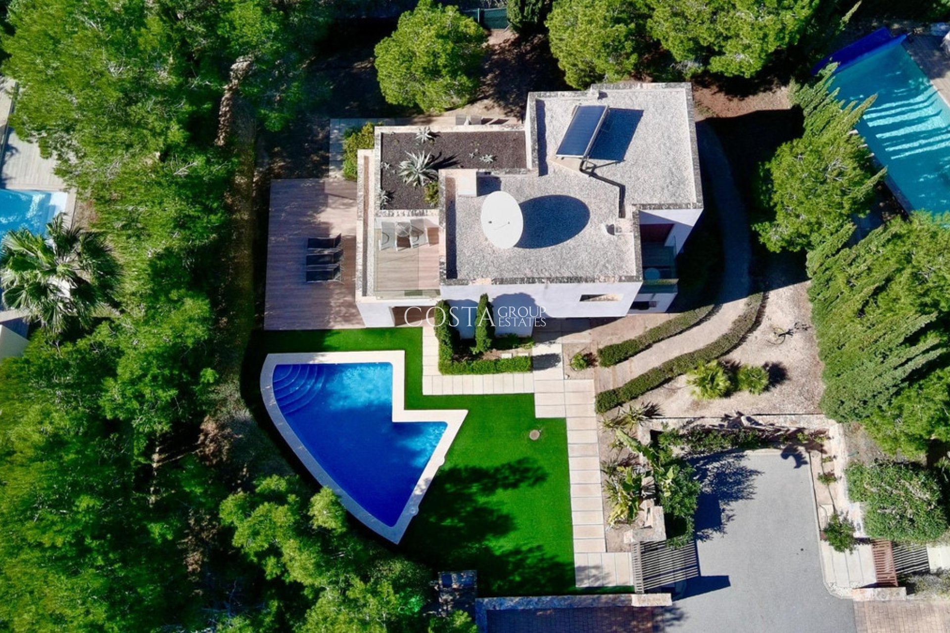 Resale - Villa -
Orihuela Costa - Las Colinas Golf