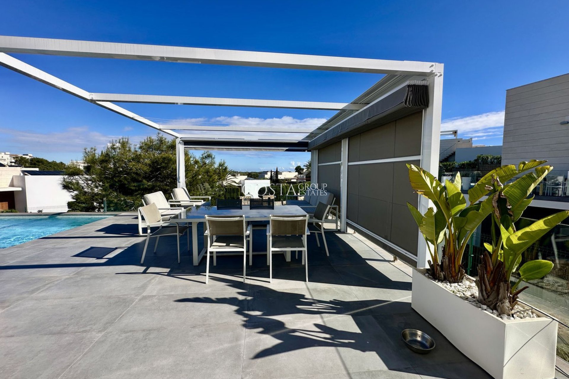 Resale - Villa -
Orihuela Costa - Las Colinas Golf