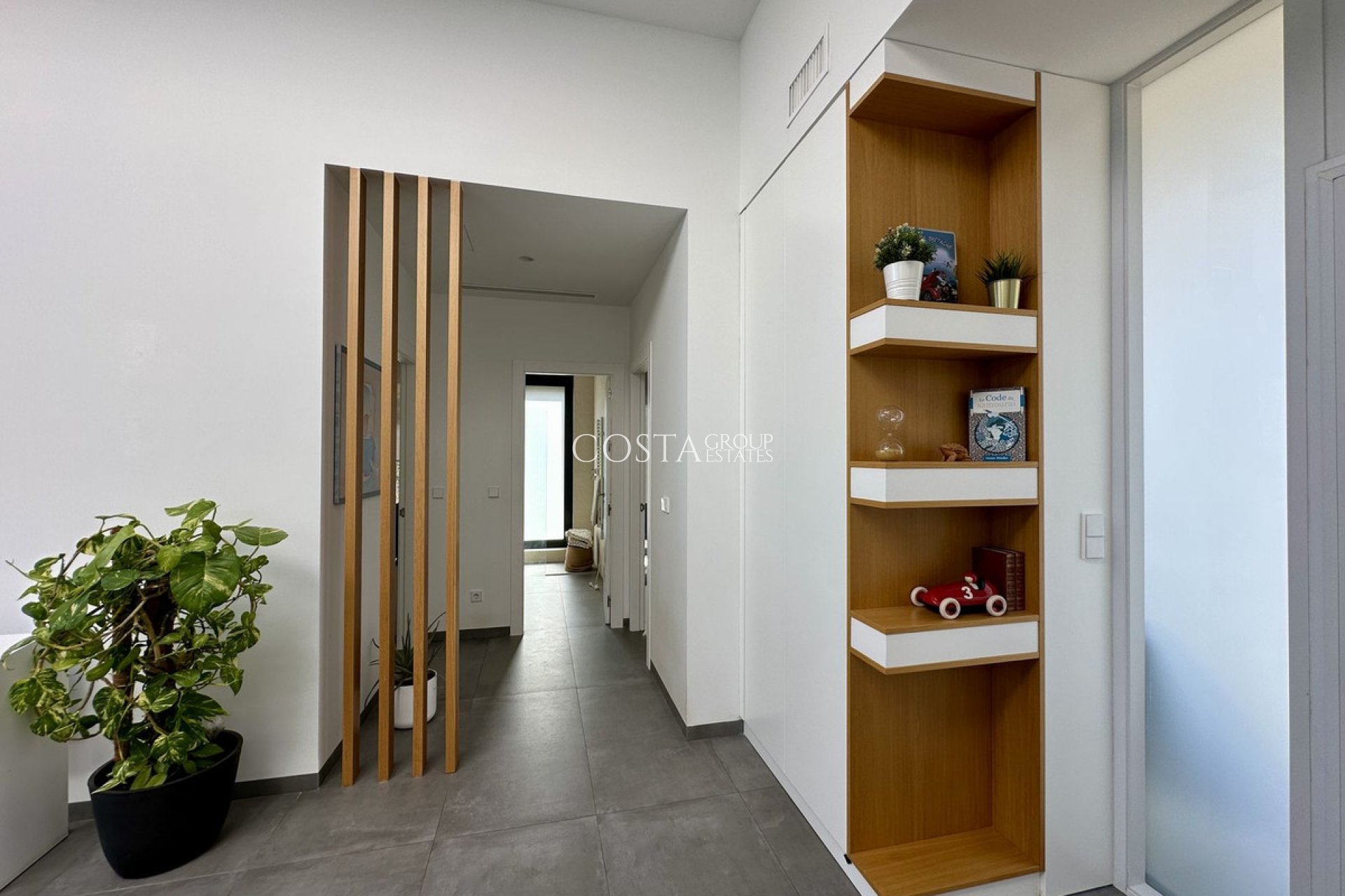 Resale - Villa -
Orihuela Costa - Las Colinas Golf