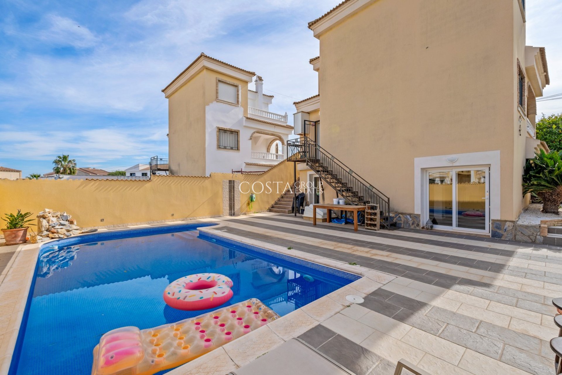 Resale - Villa -
Orihuela Costa - Las Filipinas