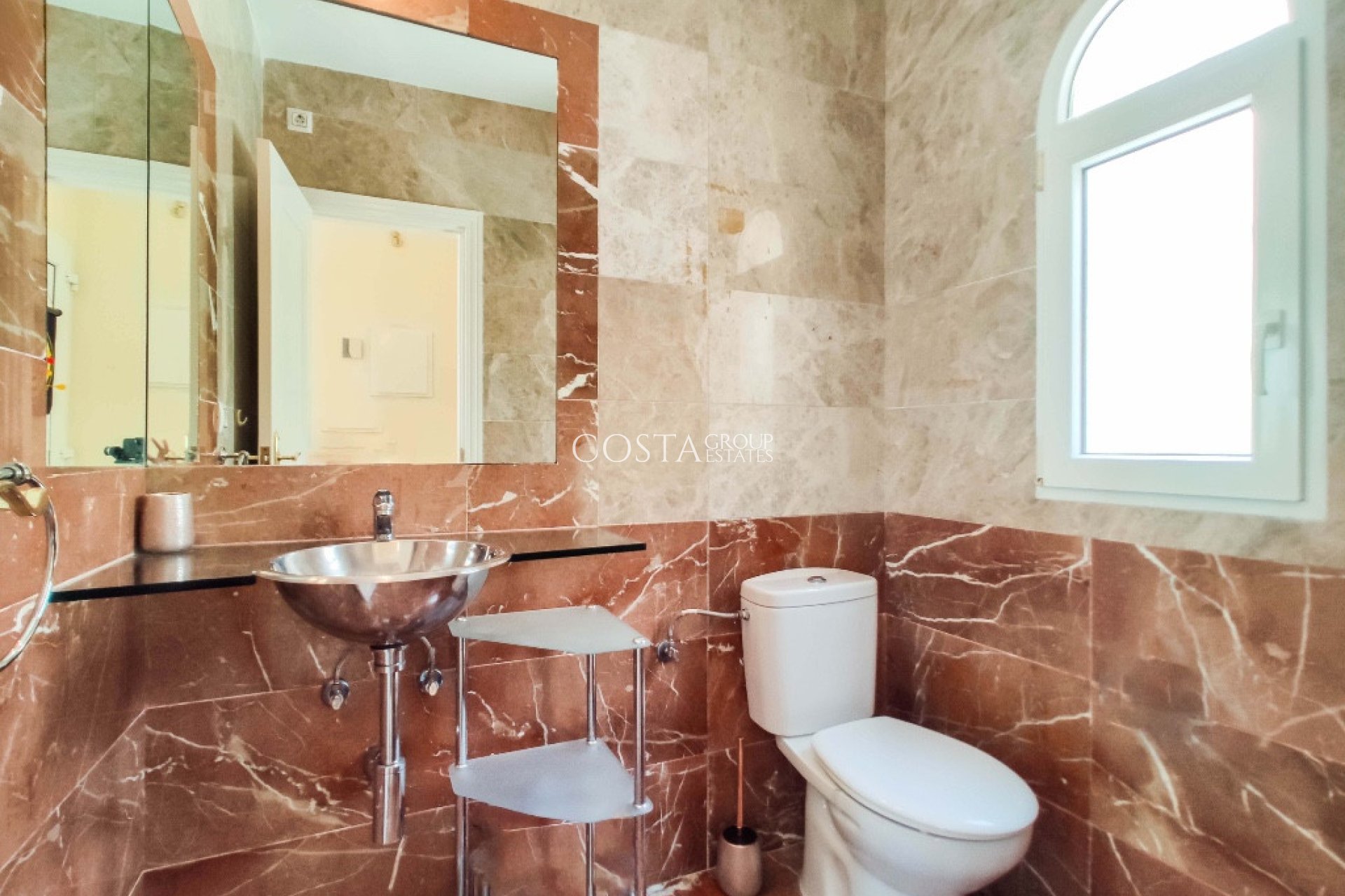 Resale - Villa -
Orihuela Costa - Las Ramblas Golf