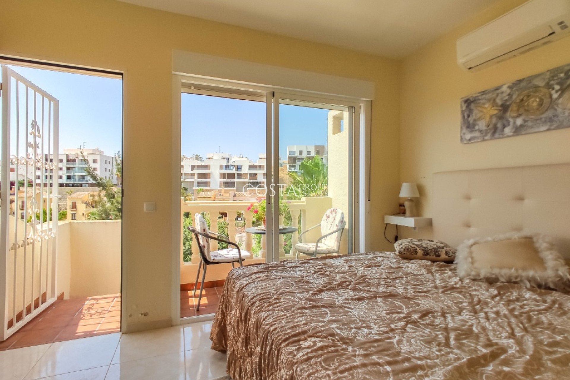 Resale - Villa -
Orihuela Costa - Las Ramblas Golf