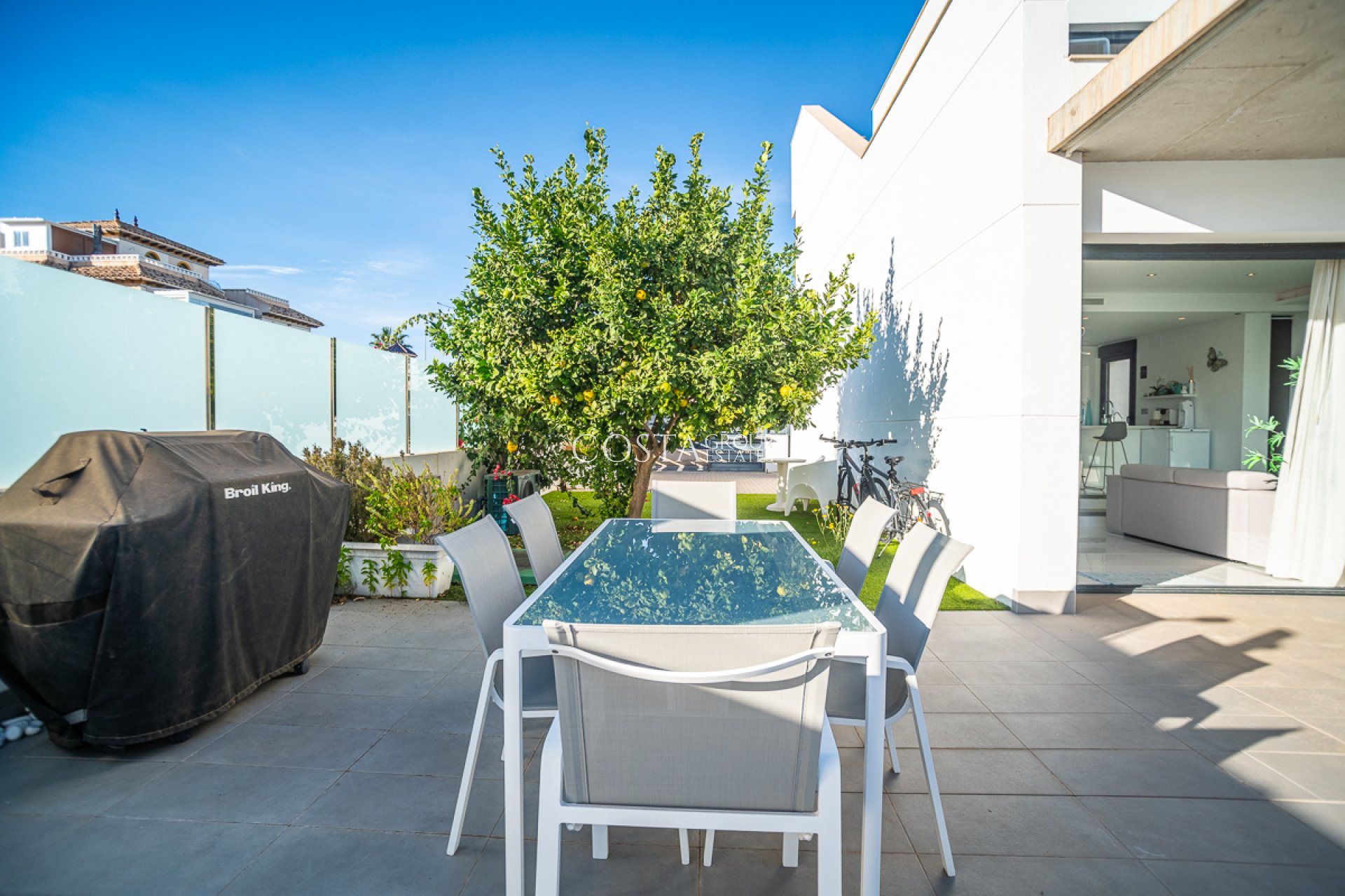 Resale - Villa -
Orihuela Costa - Lomas De Cabo Roig