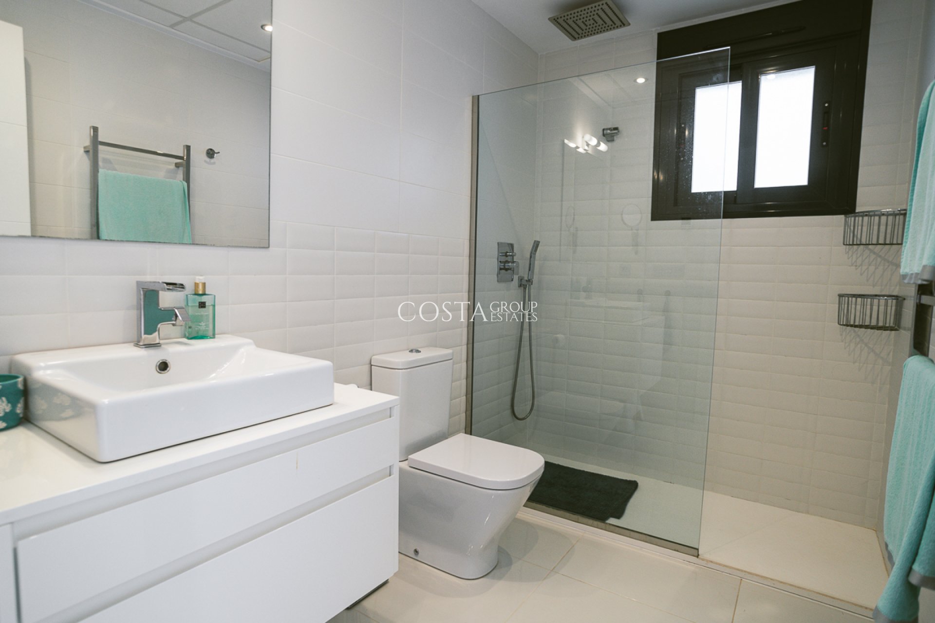 Resale - Villa -
Orihuela Costa - Lomas De Cabo Roig