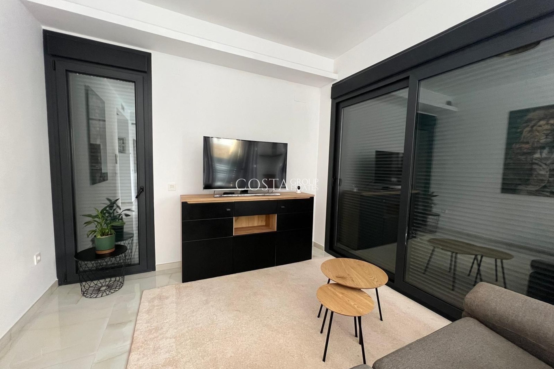 Resale - Villa -
Orihuela Costa - Lomas De Cabo Roig