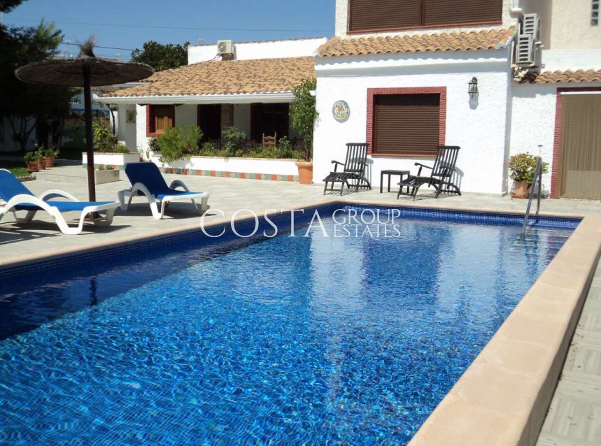 Resale - Villa -
Orihuela Costa - Lomas de Cabo Roig