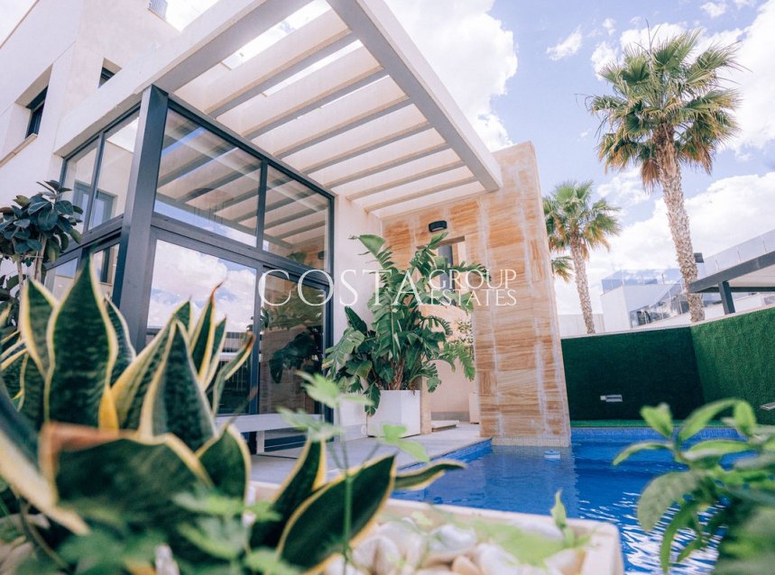 Resale - Villa -
Orihuela Costa - Lomas de Cabo Roig