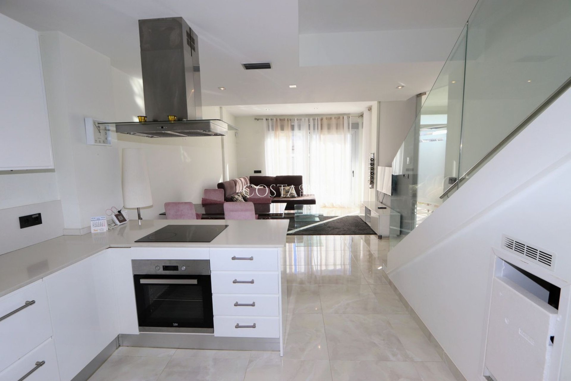 Resale - Villa -
Orihuela Costa - Lomas de Cabo Roig