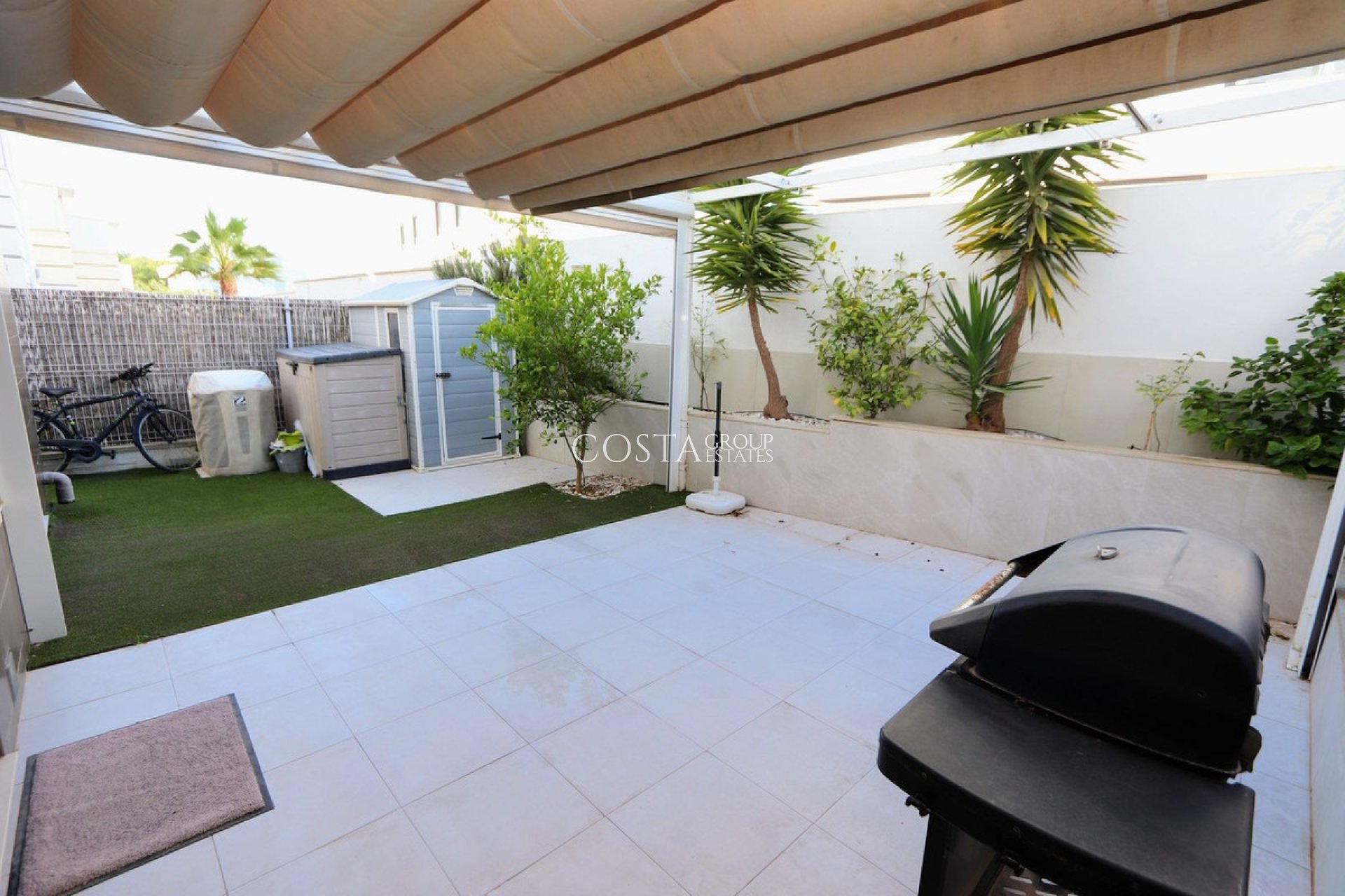 Resale - Villa -
Orihuela Costa - Lomas de Cabo Roig