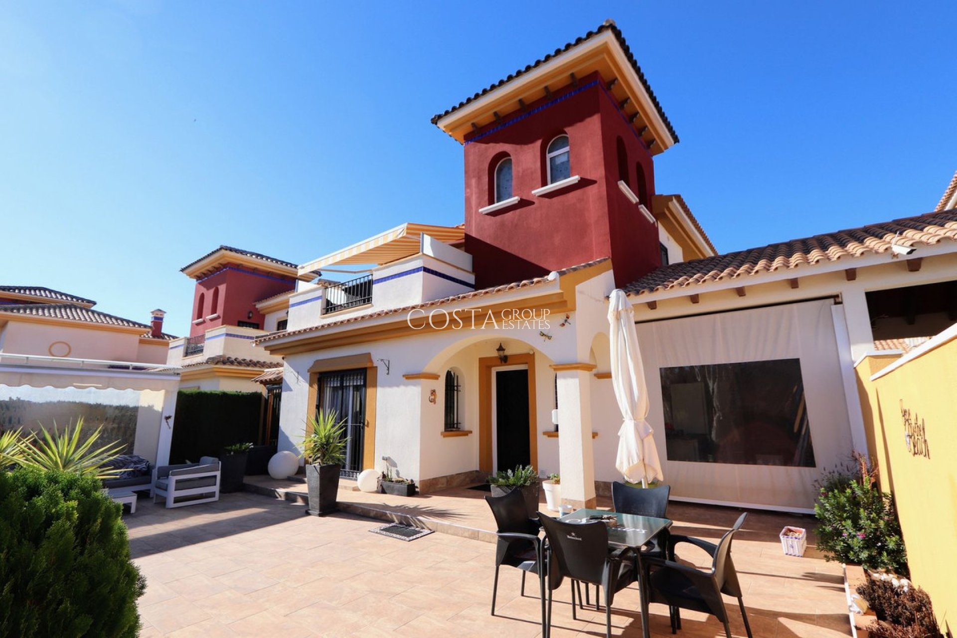 Resale - Villa -
Orihuela Costa - Lomas de Cabo Roig