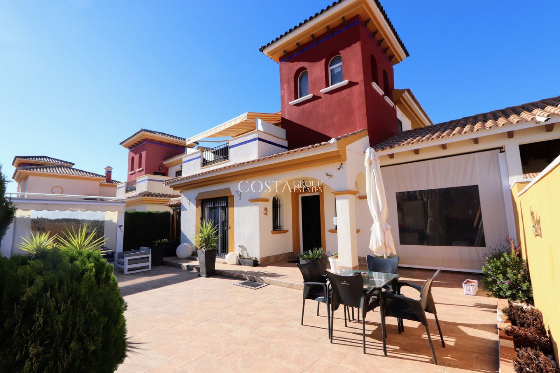 Resale - Villa -
Orihuela Costa - Lomas de Cabo Roig