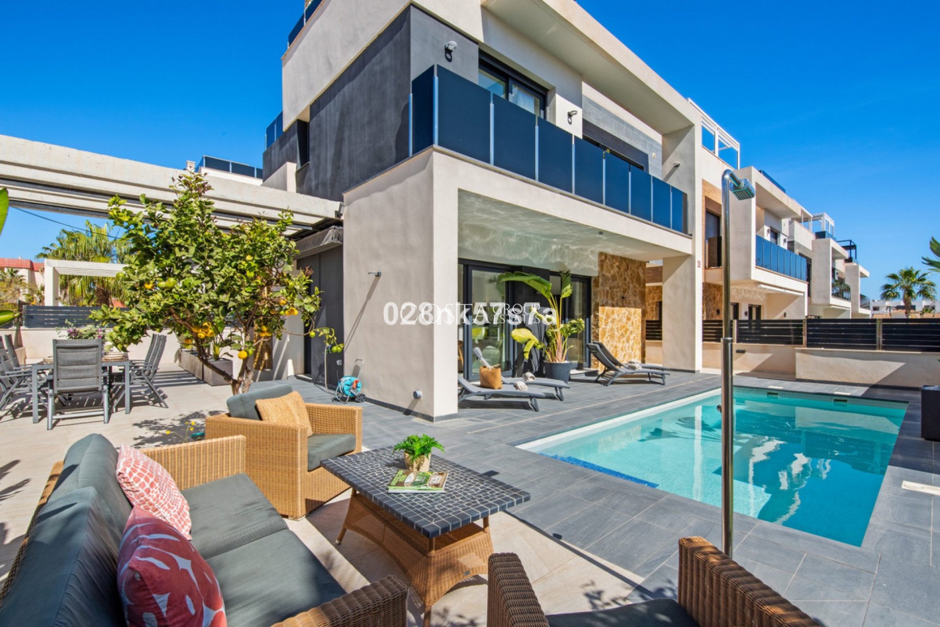 Resale - Villa -
Orihuela Costa - Lomas De Campoamor