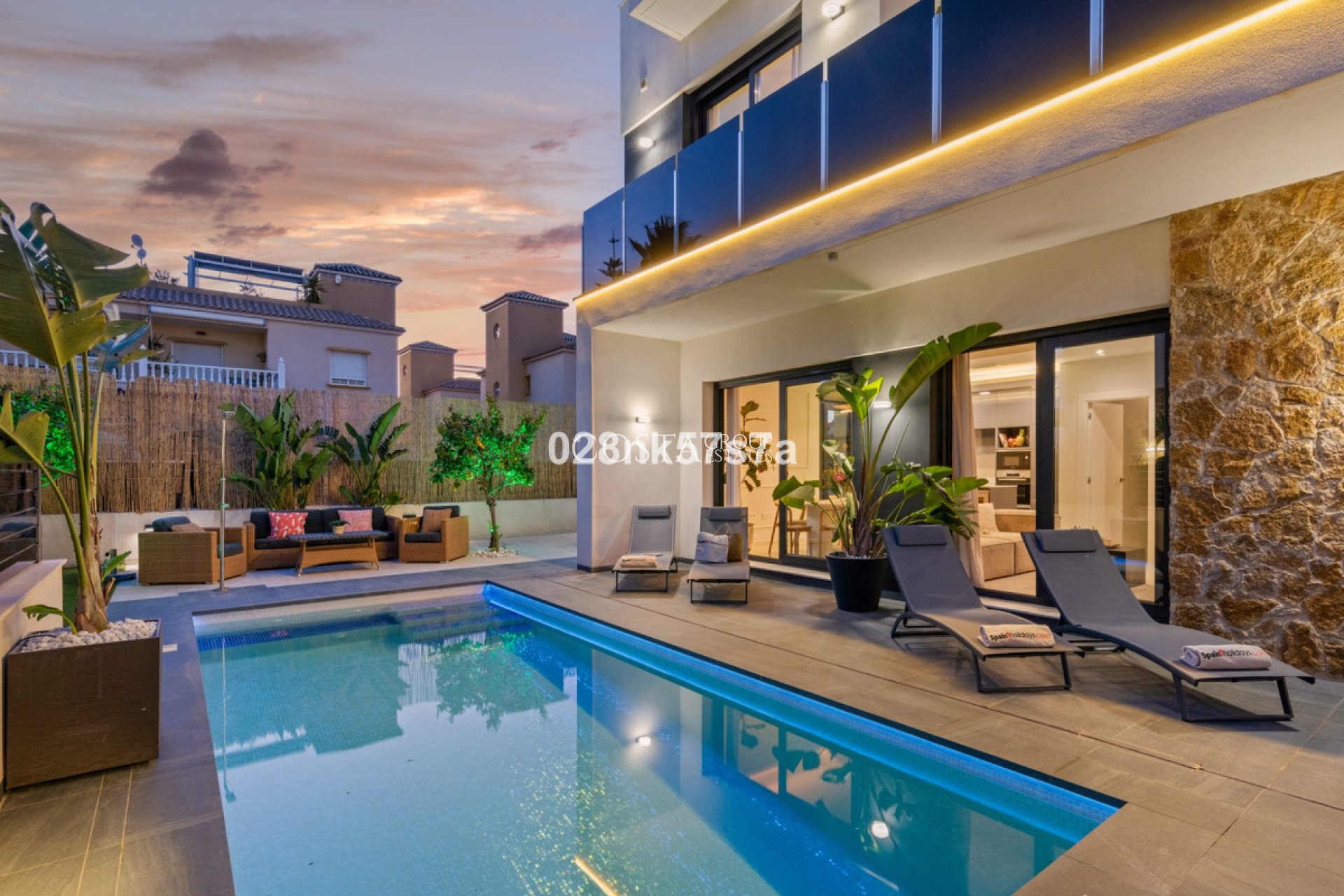 Resale - Villa -
Orihuela Costa - Lomas De Campoamor