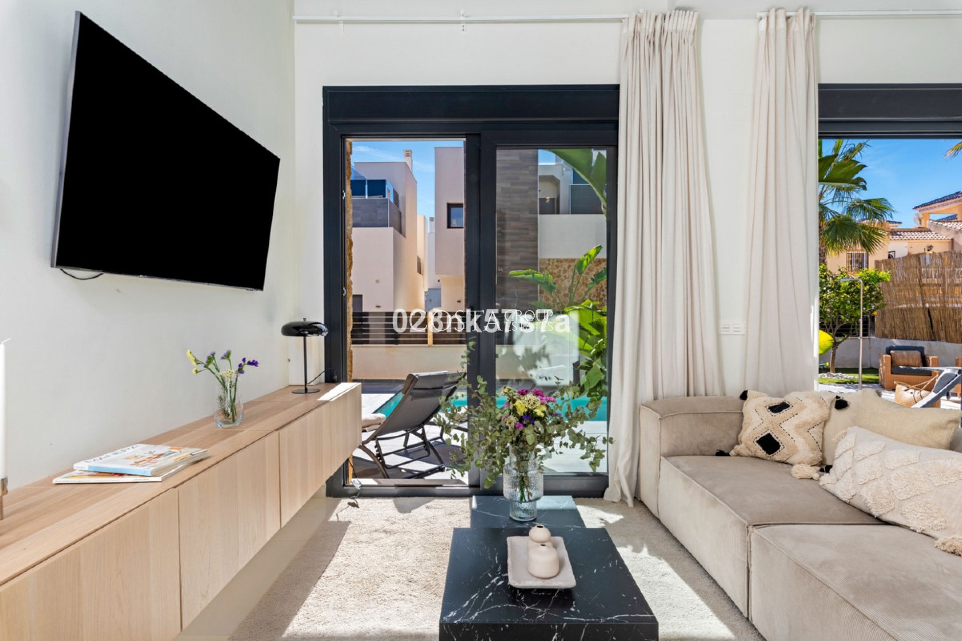 Resale - Villa -
Orihuela Costa - Lomas De Campoamor