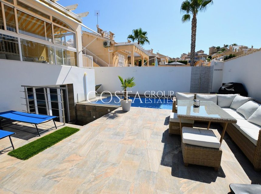 Resale - Villa -
Orihuela Costa - Los Altos