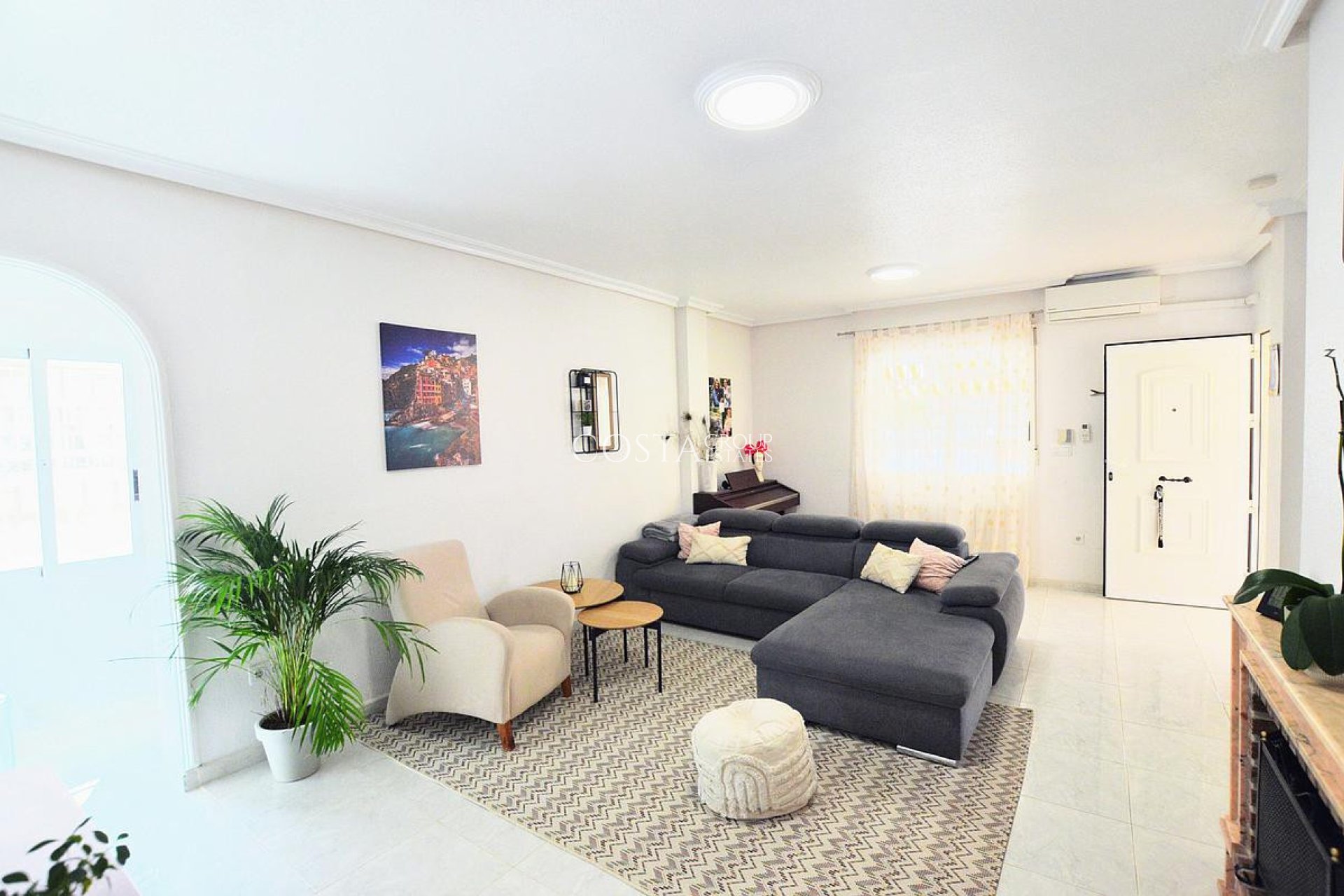 Resale - Villa -
Orihuela Costa - Los Altos