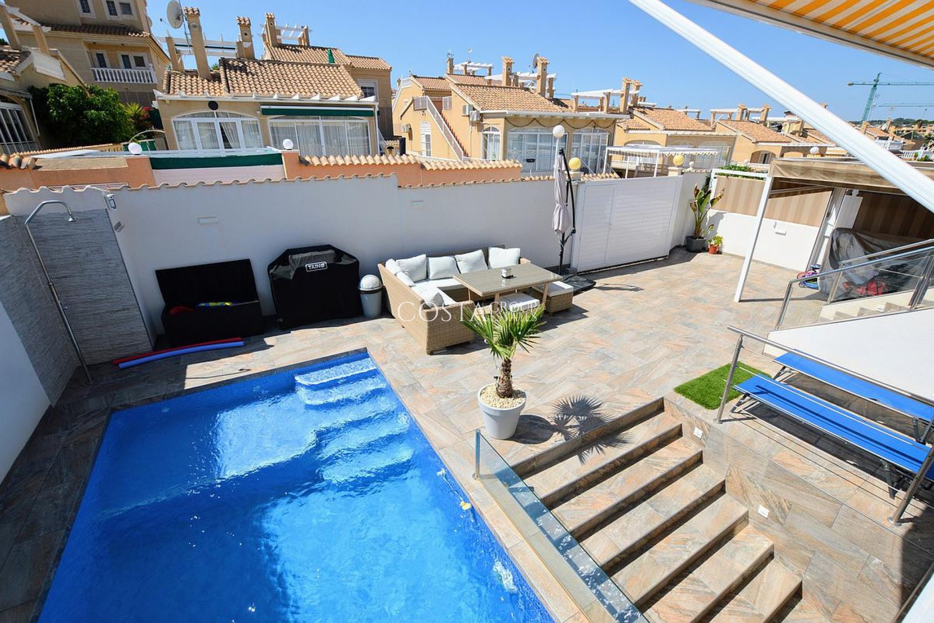 Resale - Villa -
Orihuela Costa - Los Altos