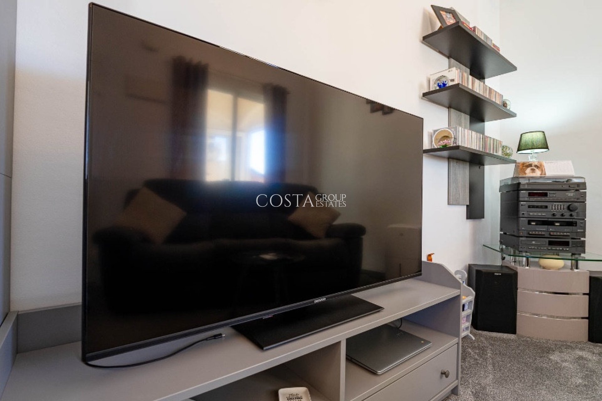 Resale - Villa -
Orihuela Costa - Los Altos