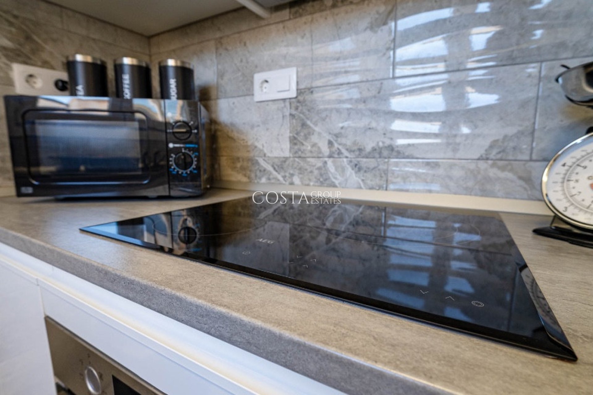 Resale - Villa -
Orihuela Costa - Los Altos