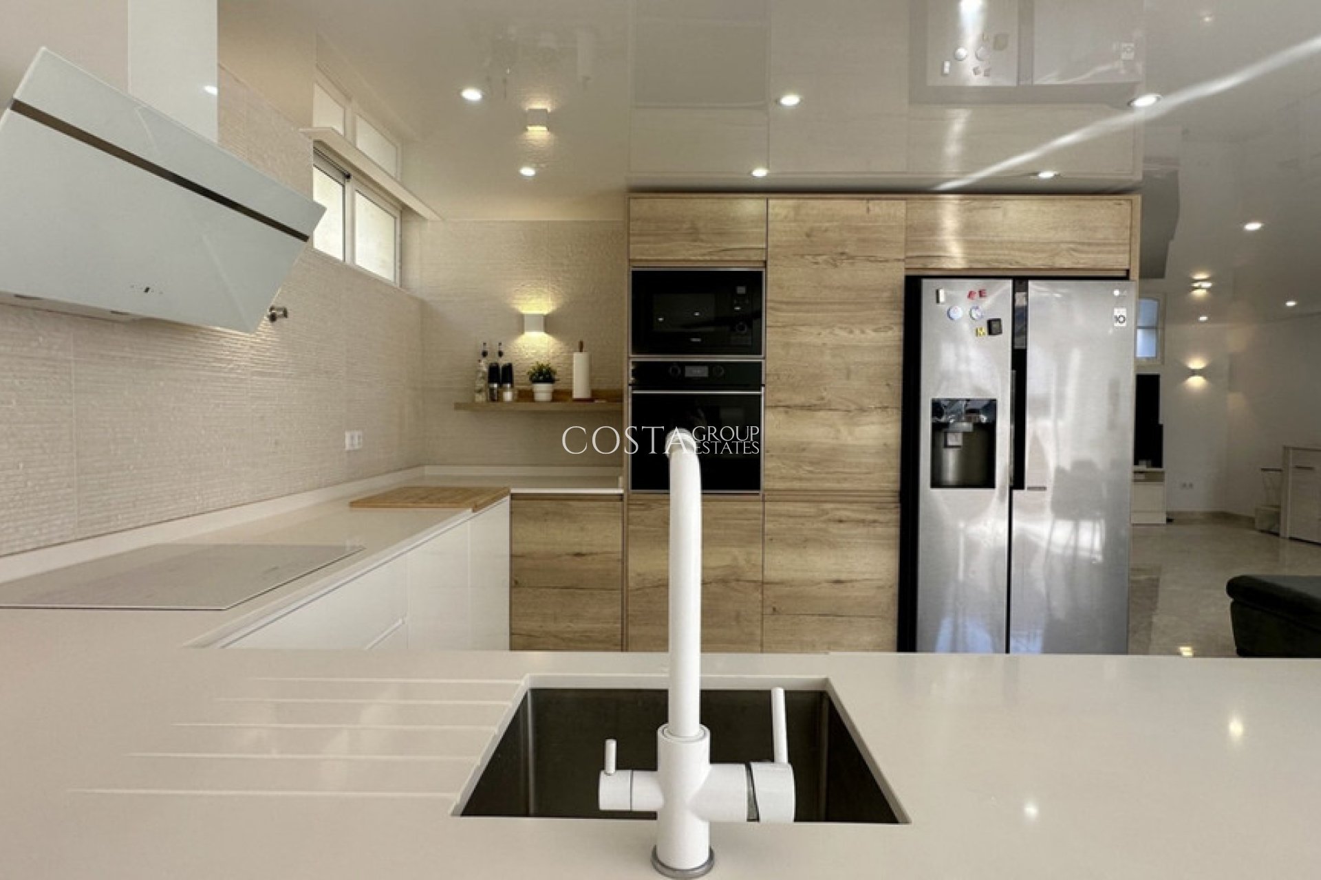 Resale - Villa -
Orihuela Costa - Los Altos