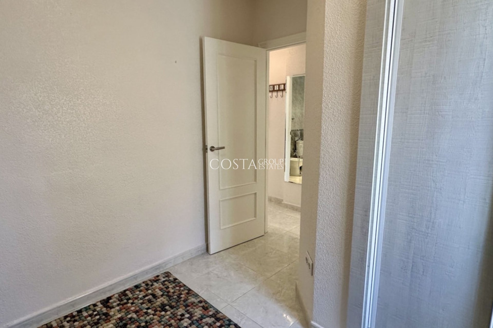 Resale - Villa -
Orihuela Costa - Los Altos