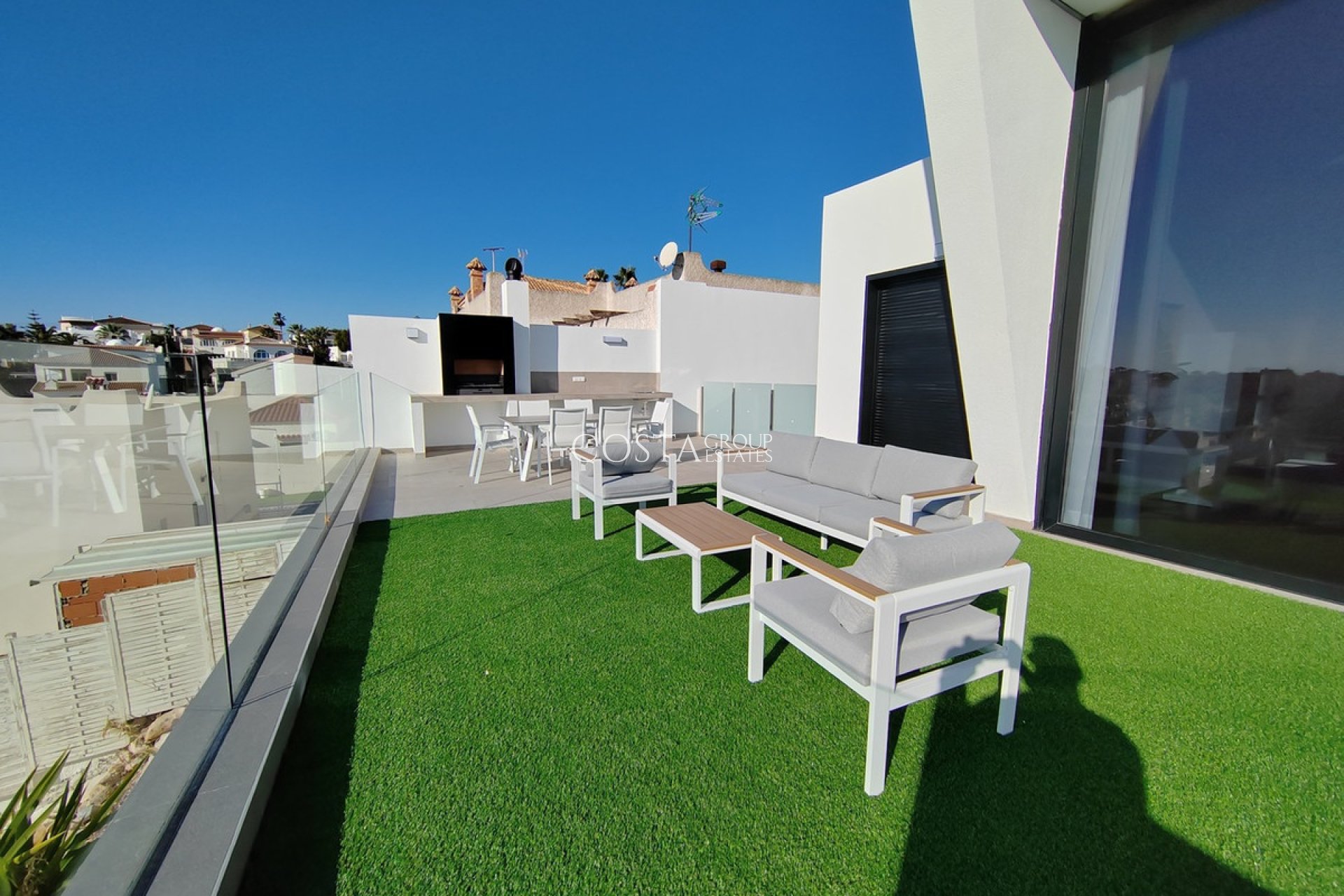 Resale - Villa -
Orihuela Costa - Los Balcones
