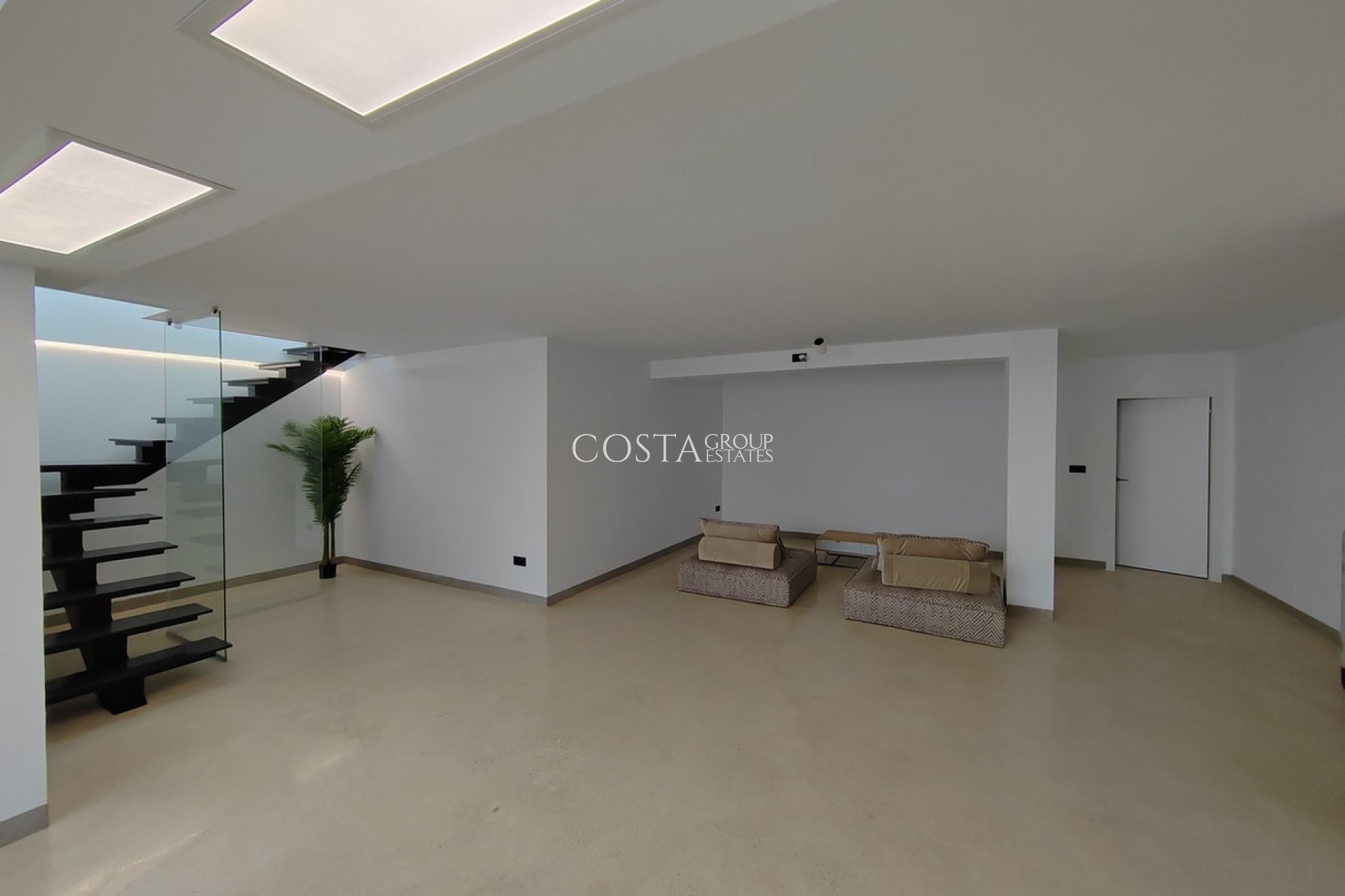 Resale - Villa -
Orihuela Costa - Los Balcones