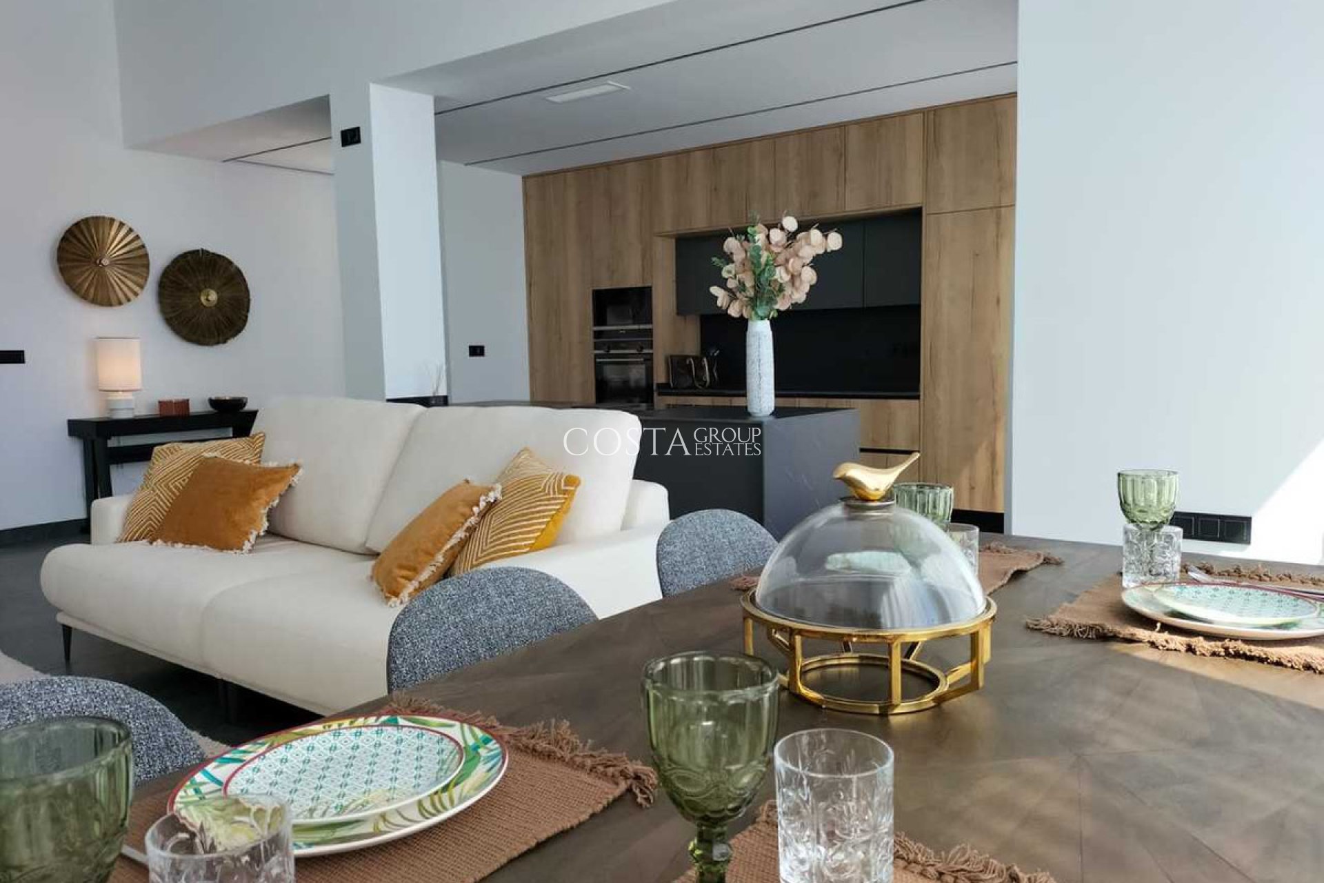 Resale - Villa -
Orihuela Costa - Los Balcones