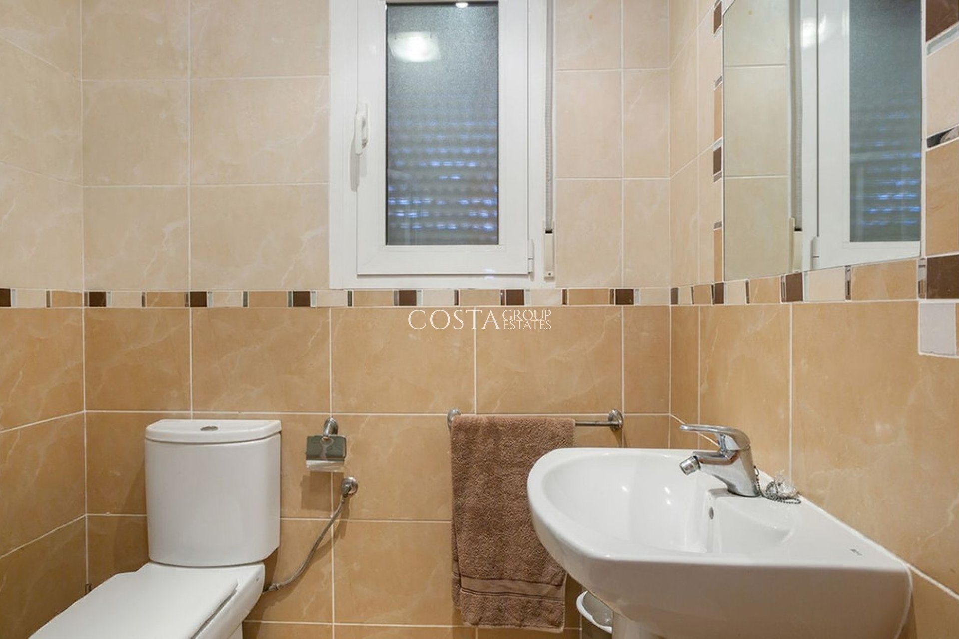 Resale - Villa -
Orihuela Costa - Los Balcones