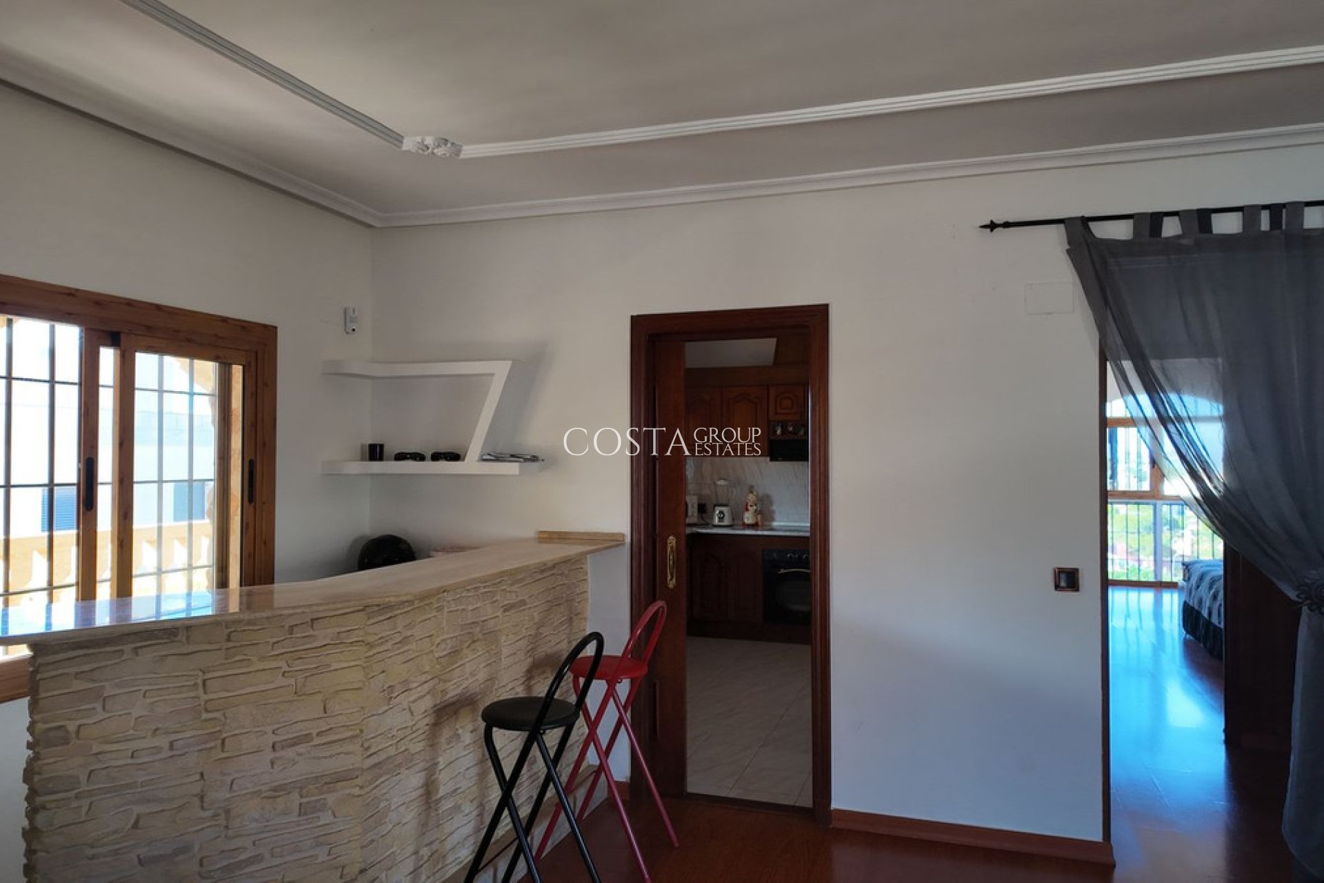 Resale - Villa -
Orihuela Costa - Los Balcones