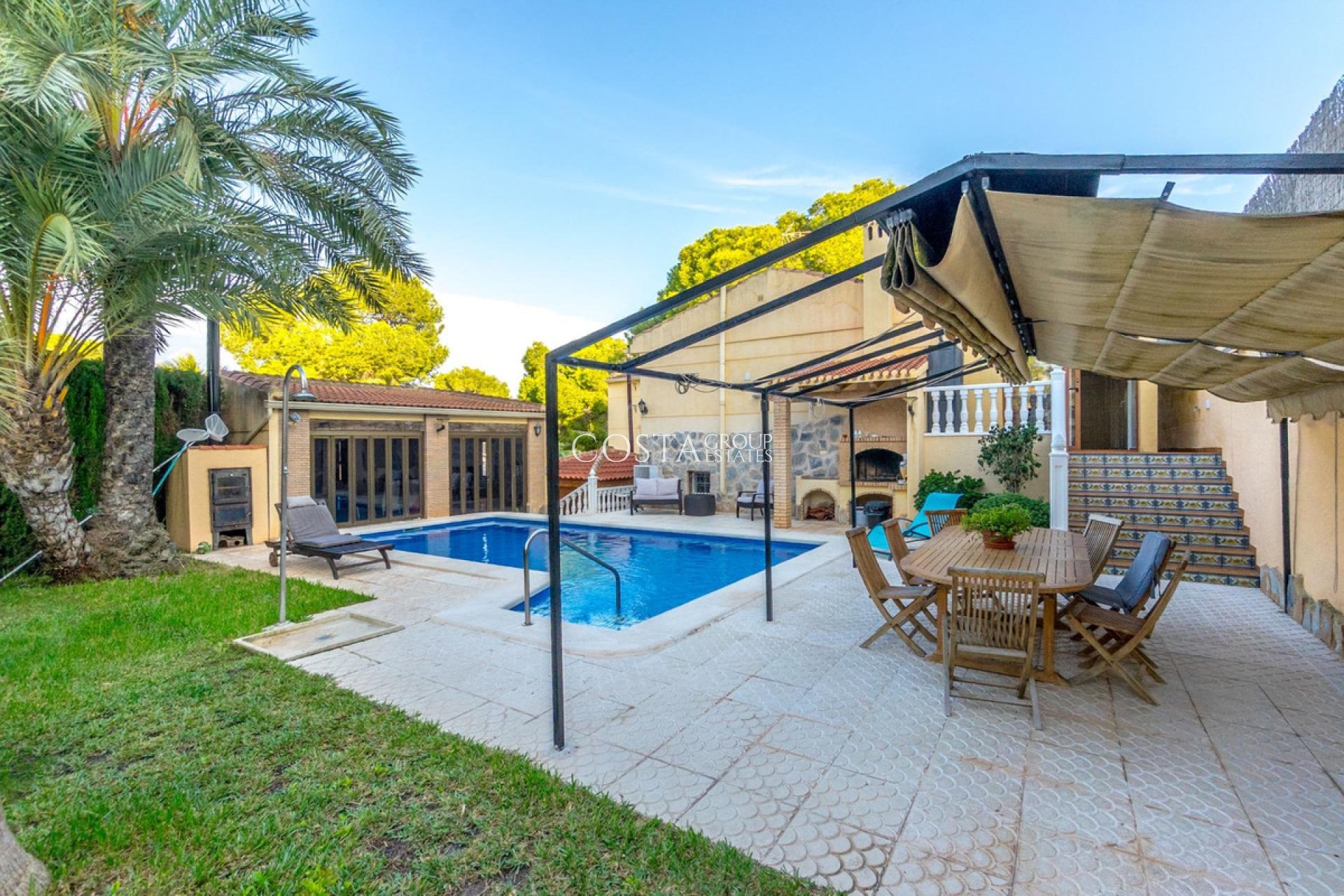 Resale - Villa -
Orihuela Costa - Los Balcones