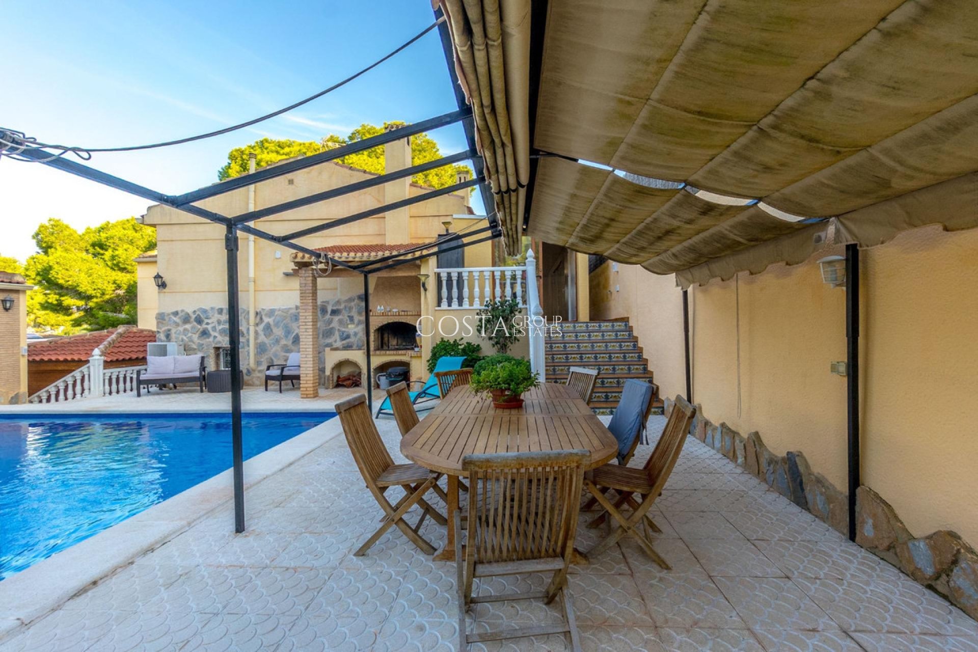 Resale - Villa -
Orihuela Costa - Los Balcones