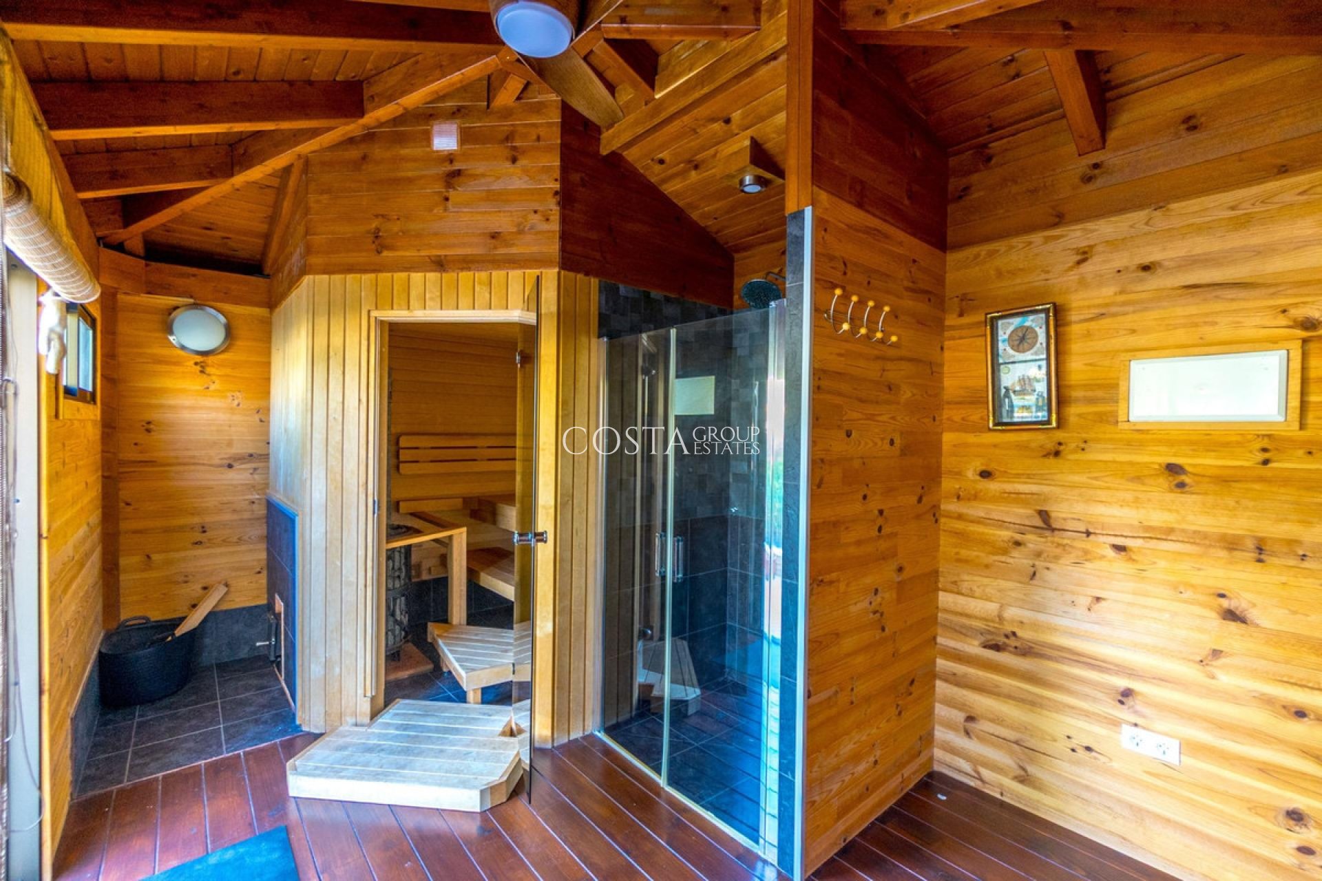 Resale - Villa -
Orihuela Costa - Los Balcones