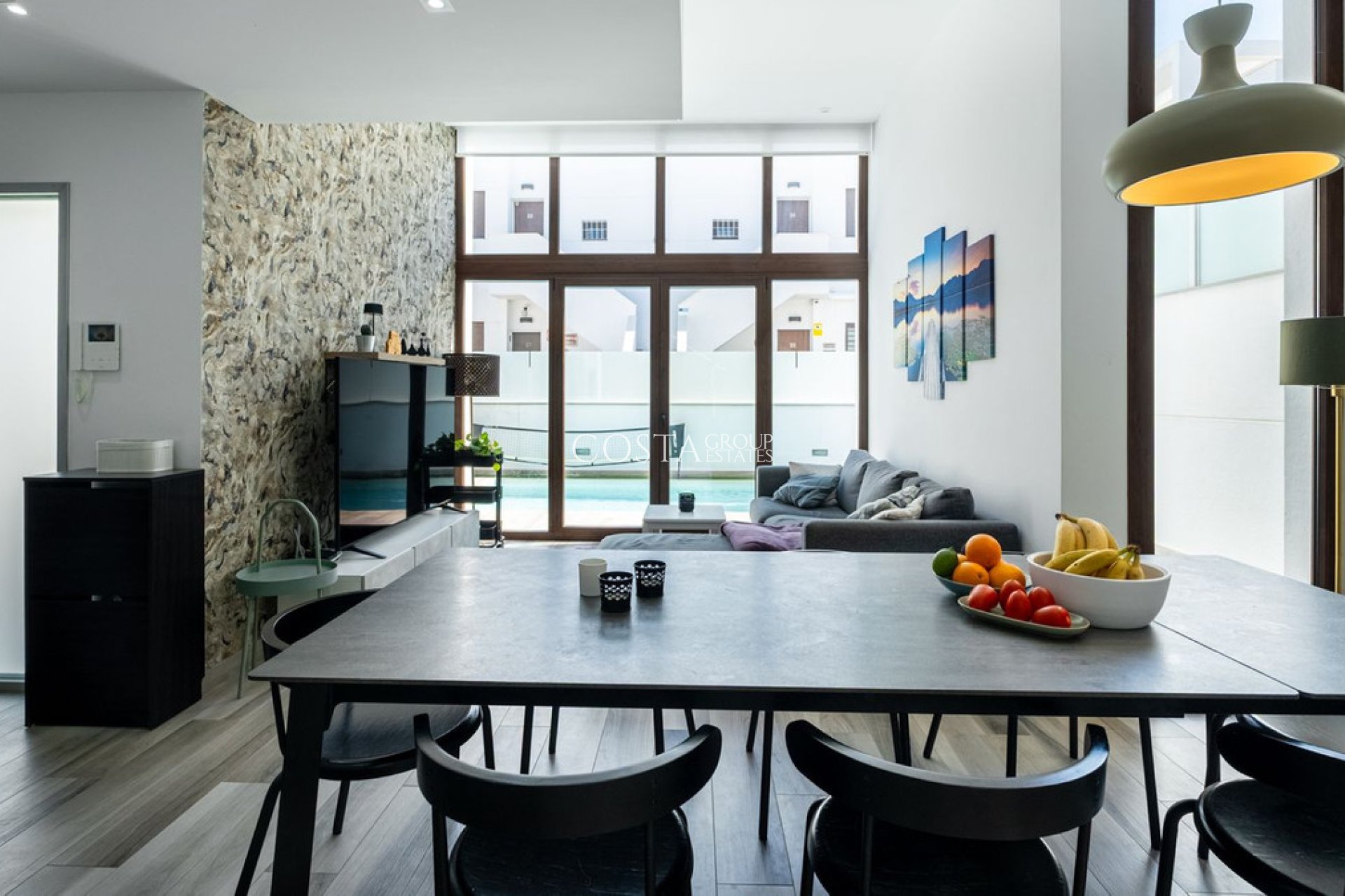 Resale - Villa -
Orihuela Costa - Los Balcones