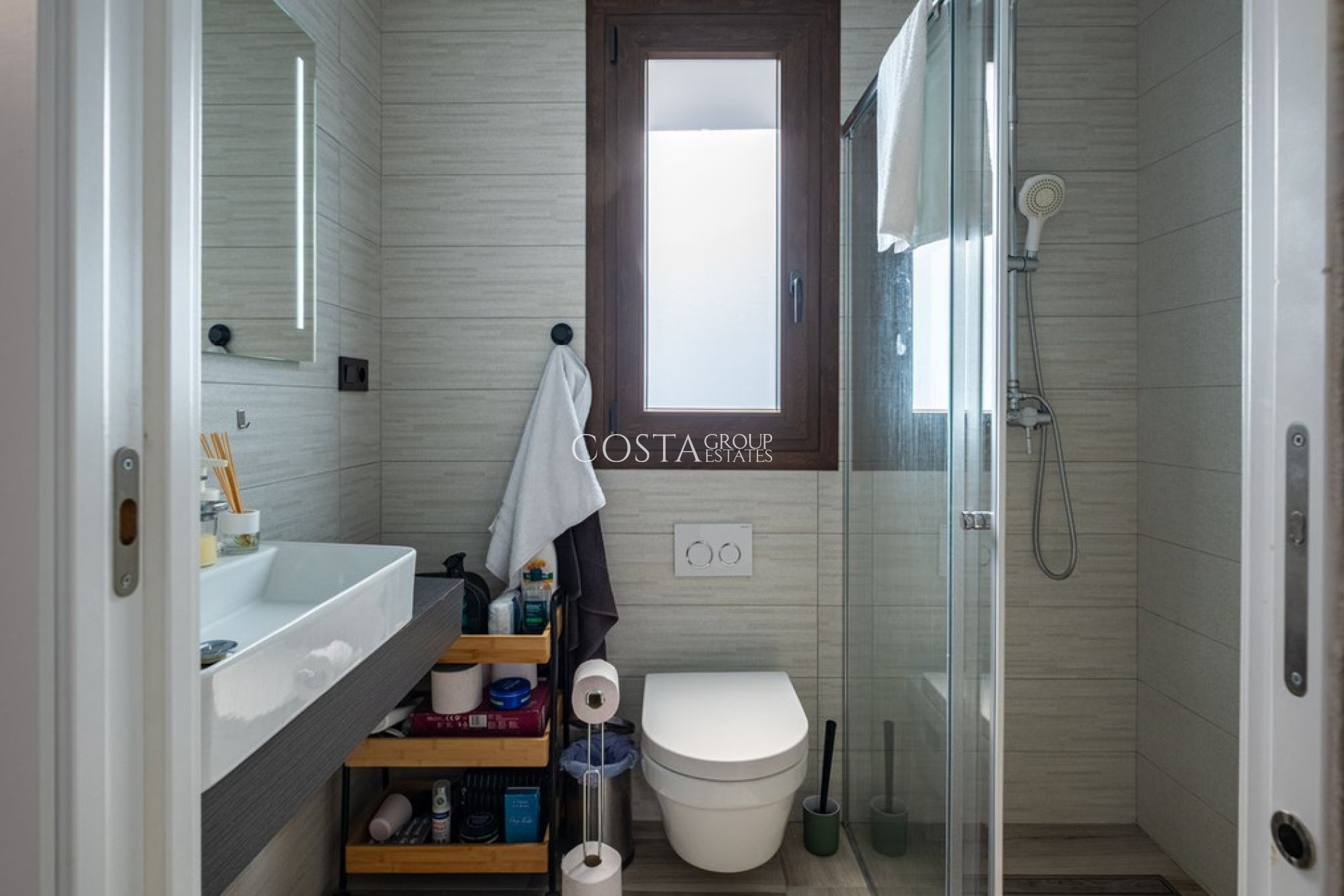 Resale - Villa -
Orihuela Costa - Los Balcones