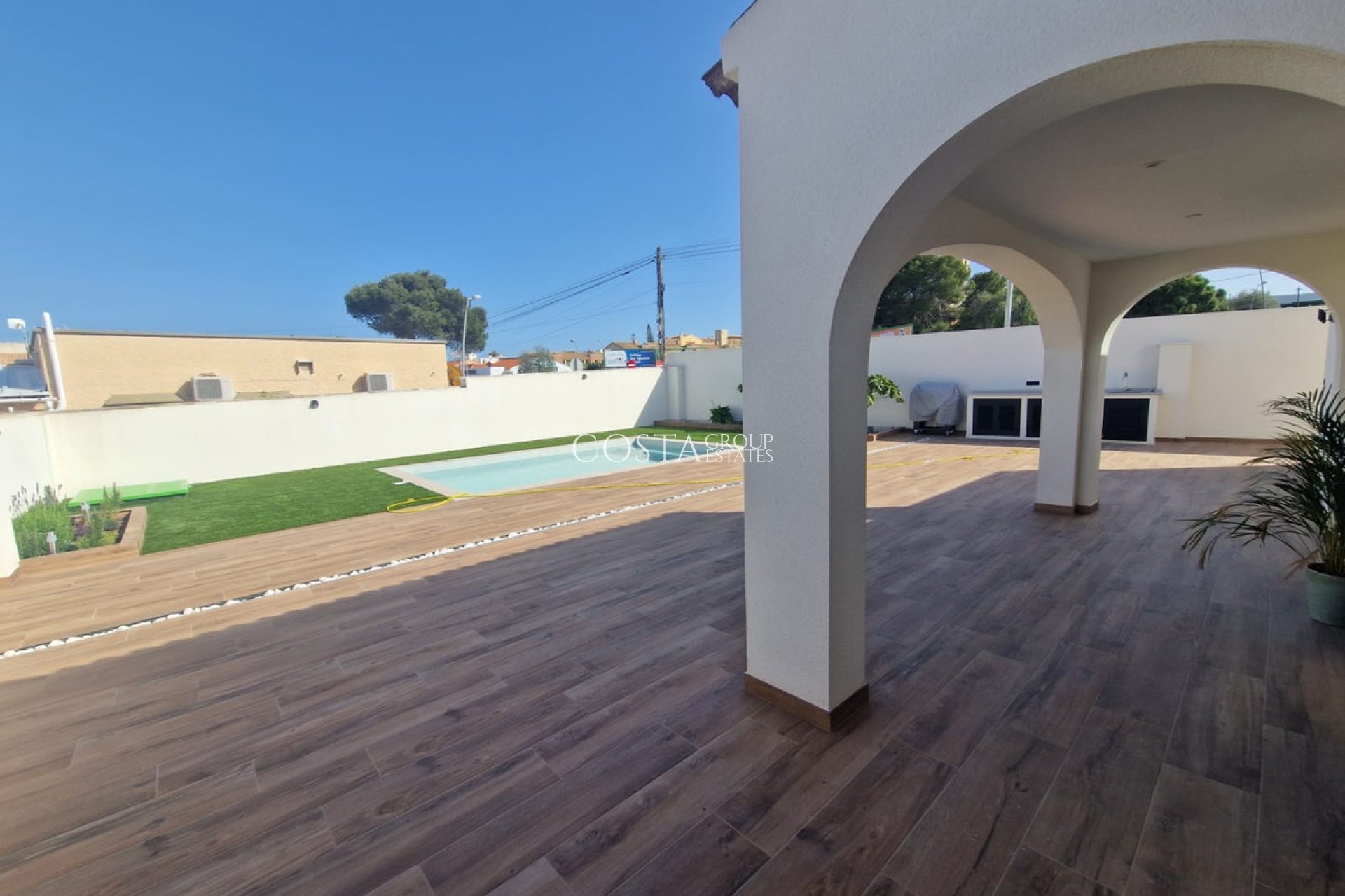 Resale - Villa -
Orihuela Costa - Los Balcones