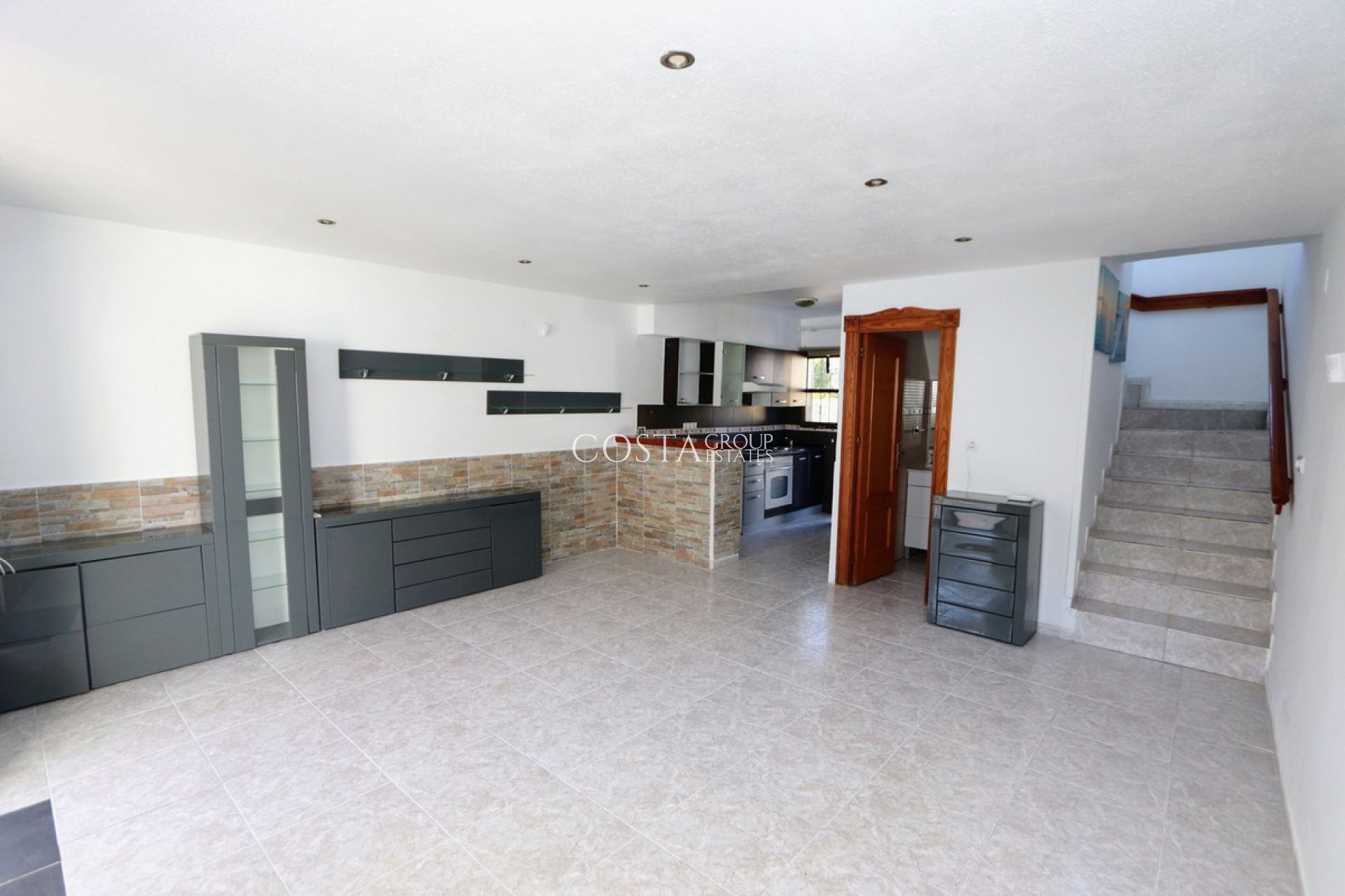 Resale - Villa -
Orihuela Costa - Los Balcones