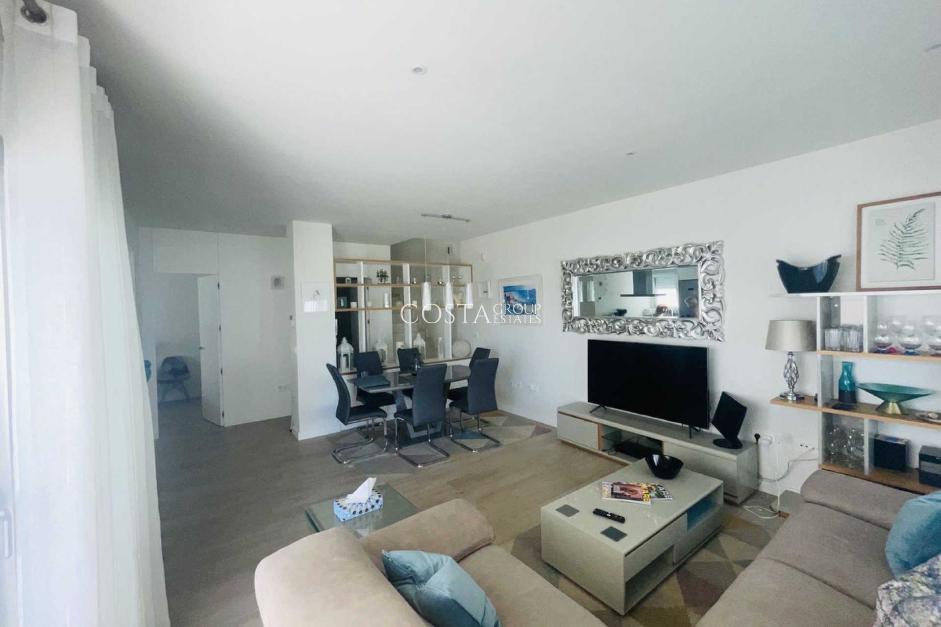 Resale - Villa -
Orihuela Costa - Los Dolses