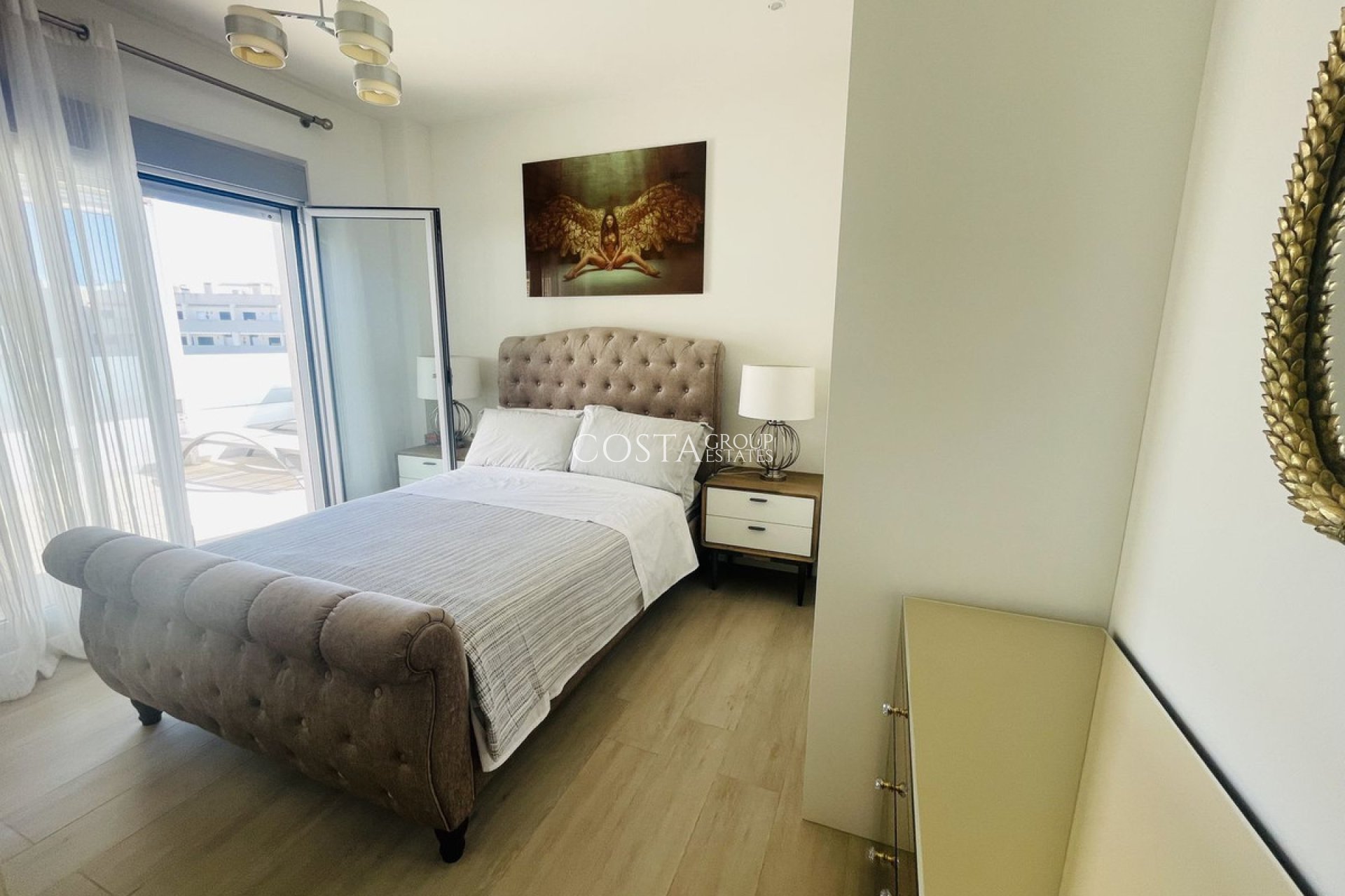 Resale - Villa -
Orihuela Costa - Los Dolses
