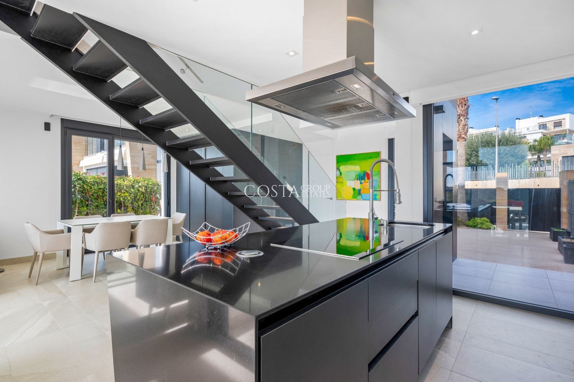 Resale - Villa -
Orihuela Costa - Los Dolses