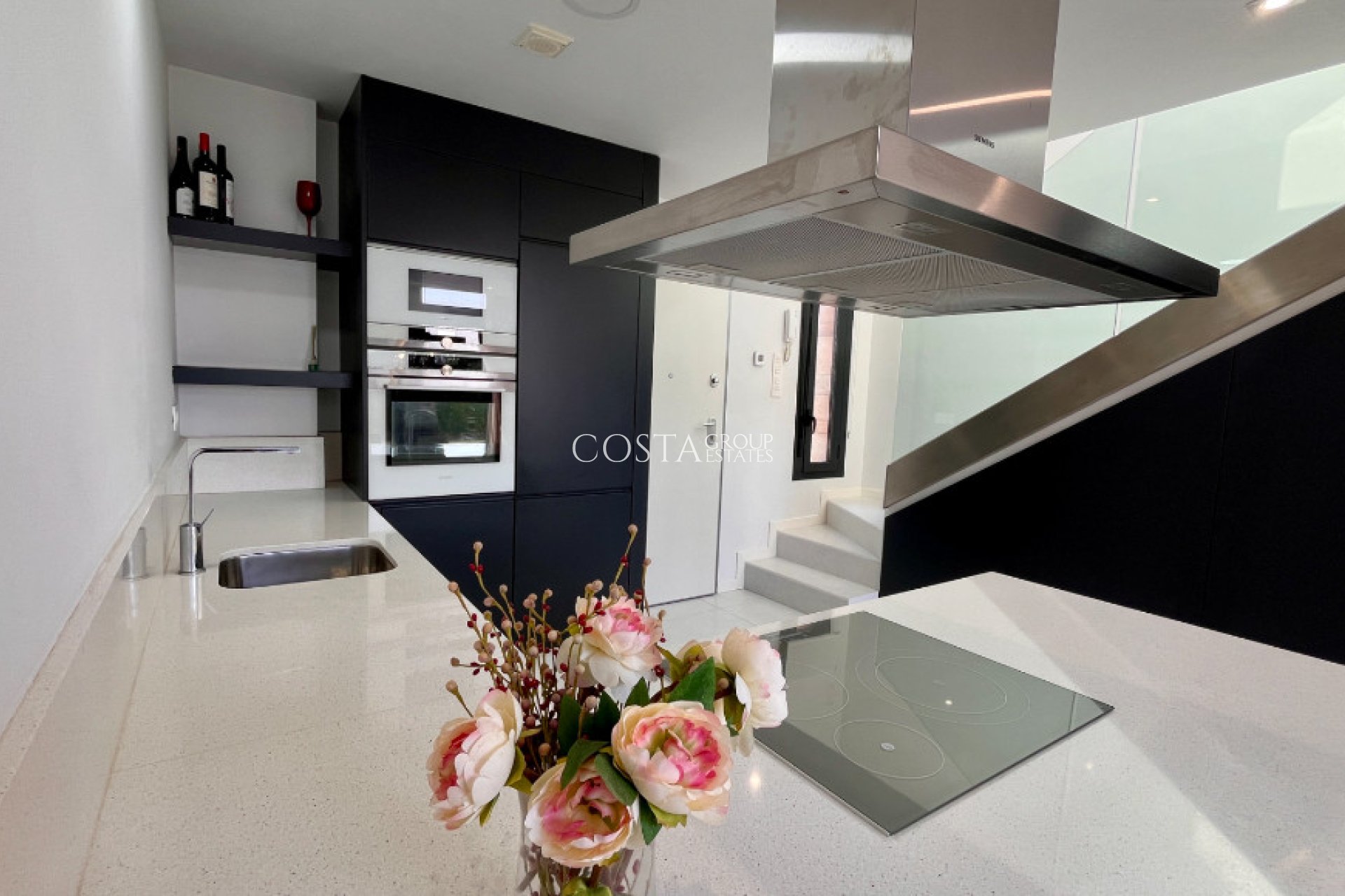 Resale - Villa -
Orihuela Costa - Los Dolses