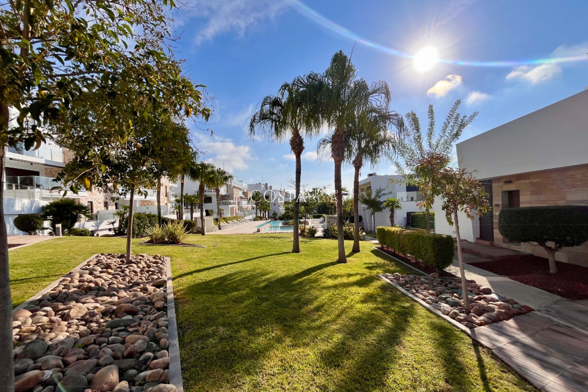 Resale - Villa -
Orihuela Costa - Los Dolses