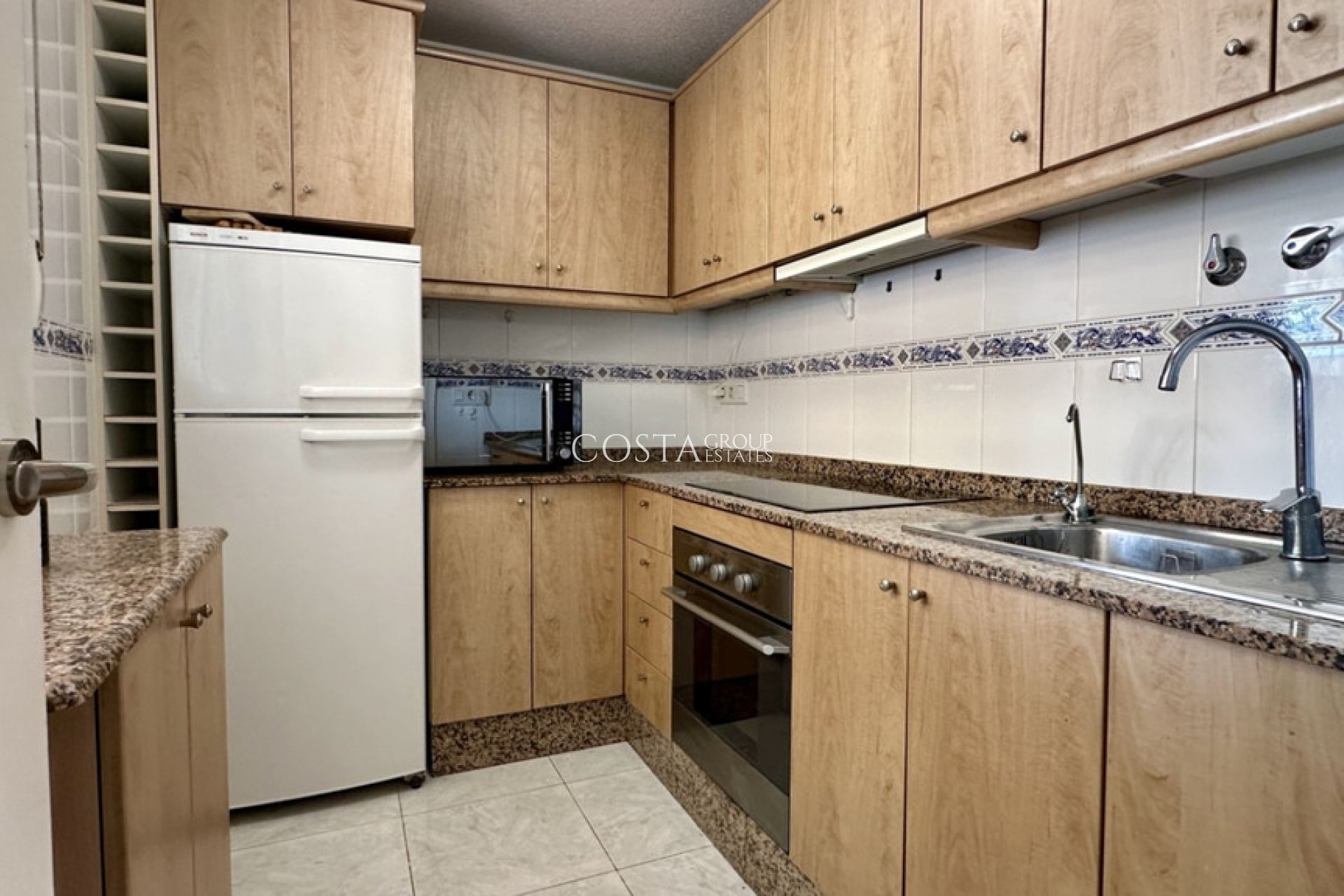 Resale - Villa -
Orihuela Costa - Los Dolses