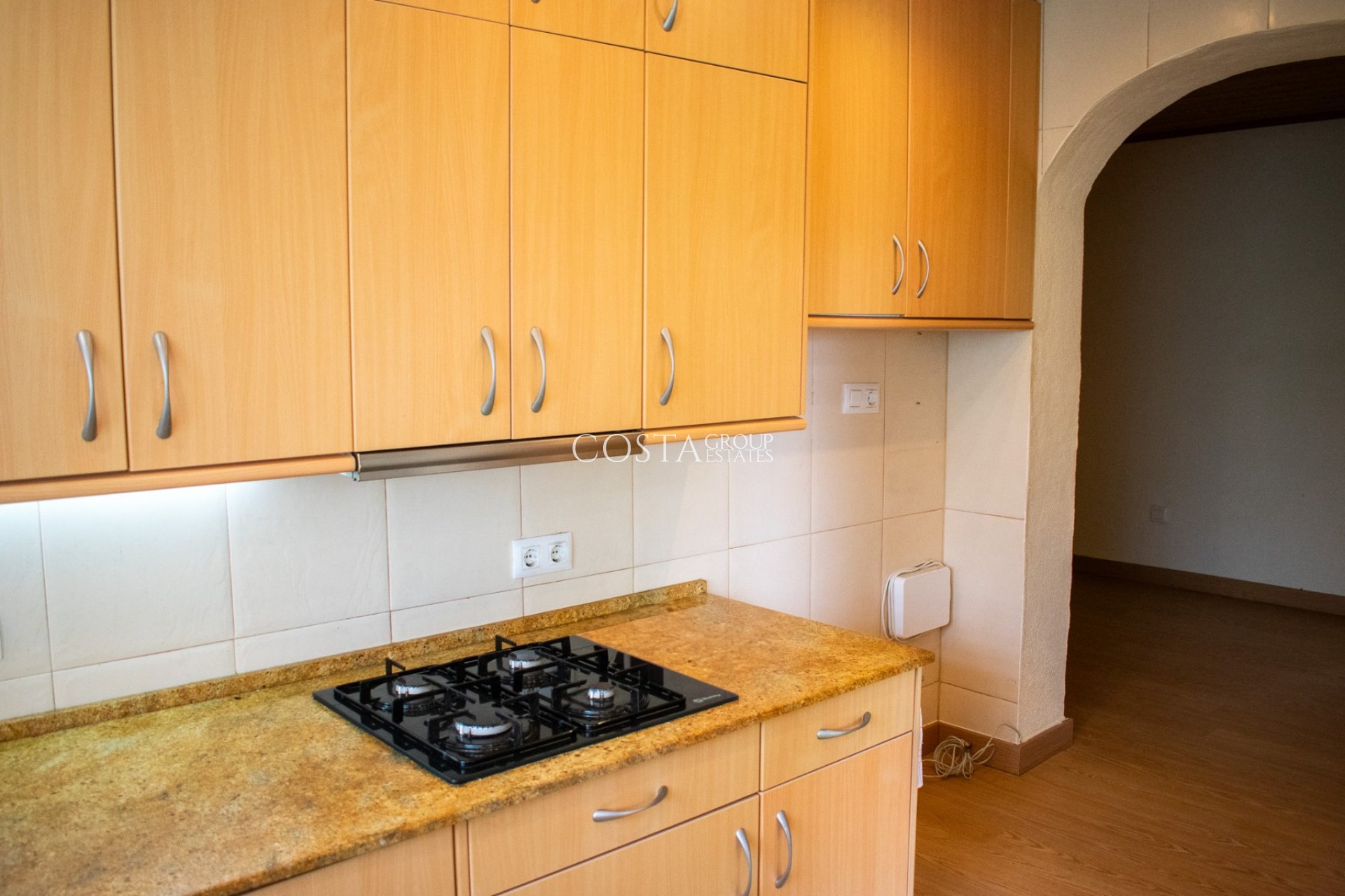 Resale - Villa -
Orihuela Costa - MUY CERCA DE LA PLAYA