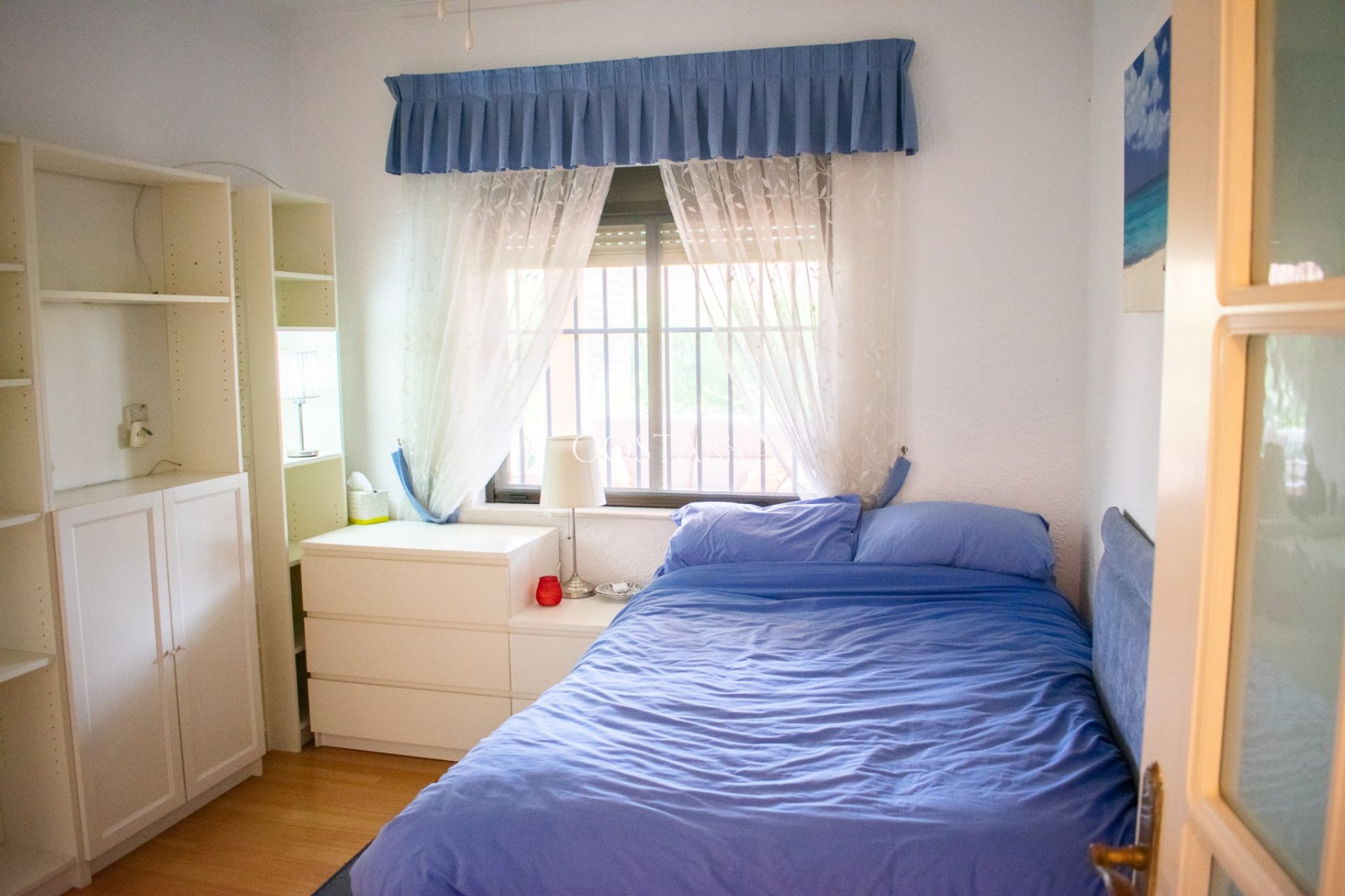 Resale - Villa -
Orihuela Costa - MUY CERCA DE LA PLAYA