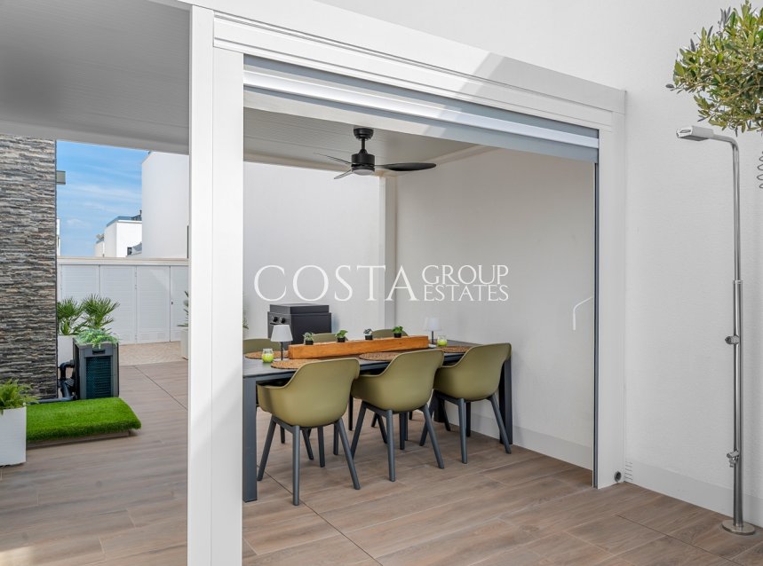 Resale - Villa -
Orihuela Costa - Orihuela