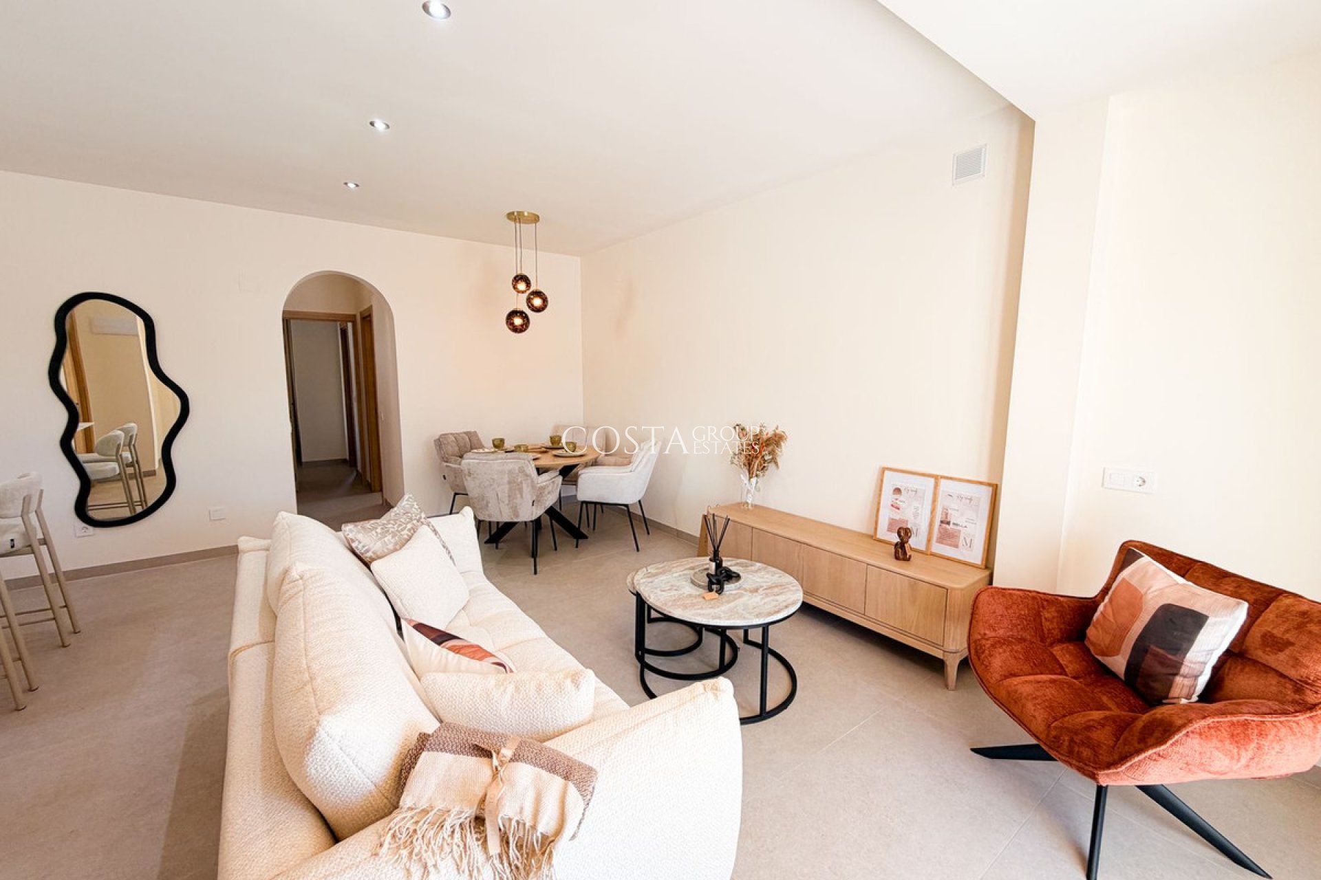 Resale - Villa -
Orihuela Costa - Playa Flamenca