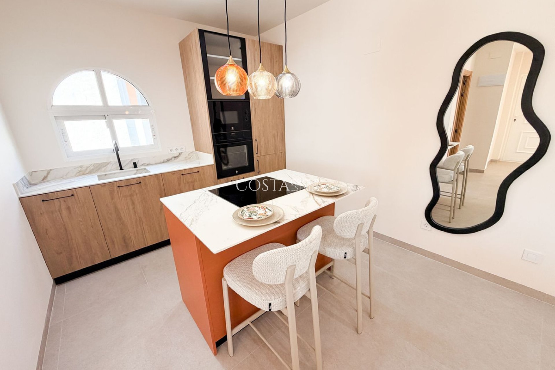 Resale - Villa -
Orihuela Costa - Playa Flamenca